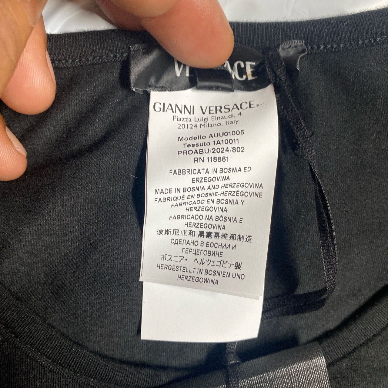 Versace Men’s black Versace T-shirt Size US XL / EU 56 / 4 - 5 Thumbnail