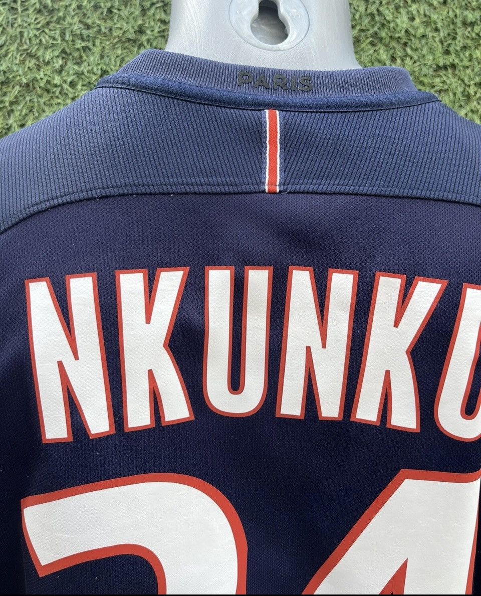 Nike Nkunku psg jersey Size US XS / EU 42 / 0 - 6 Thumbnail