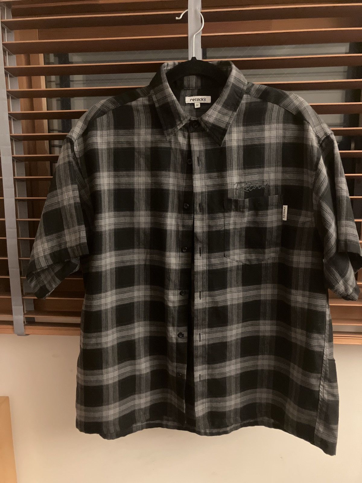 Other RETROCKS black plaid button up Size US M / EU 48-50 / 2 - 1 Thumbnail