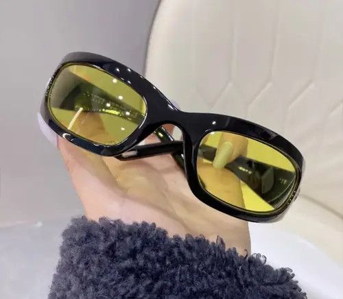 Jewelry Kurt Cobain Futuristic Sunglasses Hip Hop Grunge Y2K Yellow Size ONE SIZE - 4 Thumbnail