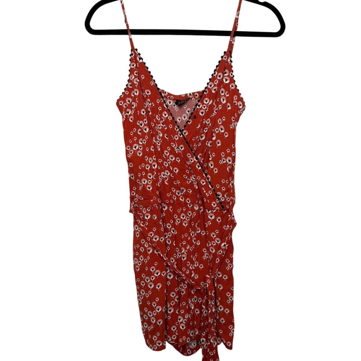 Ann Taylor LOFT Ann Taylor Red Floral Sleeveless Belted Shorts Romper Size XS / US 0-2 / IT 36-38 - 1 Thumbnail