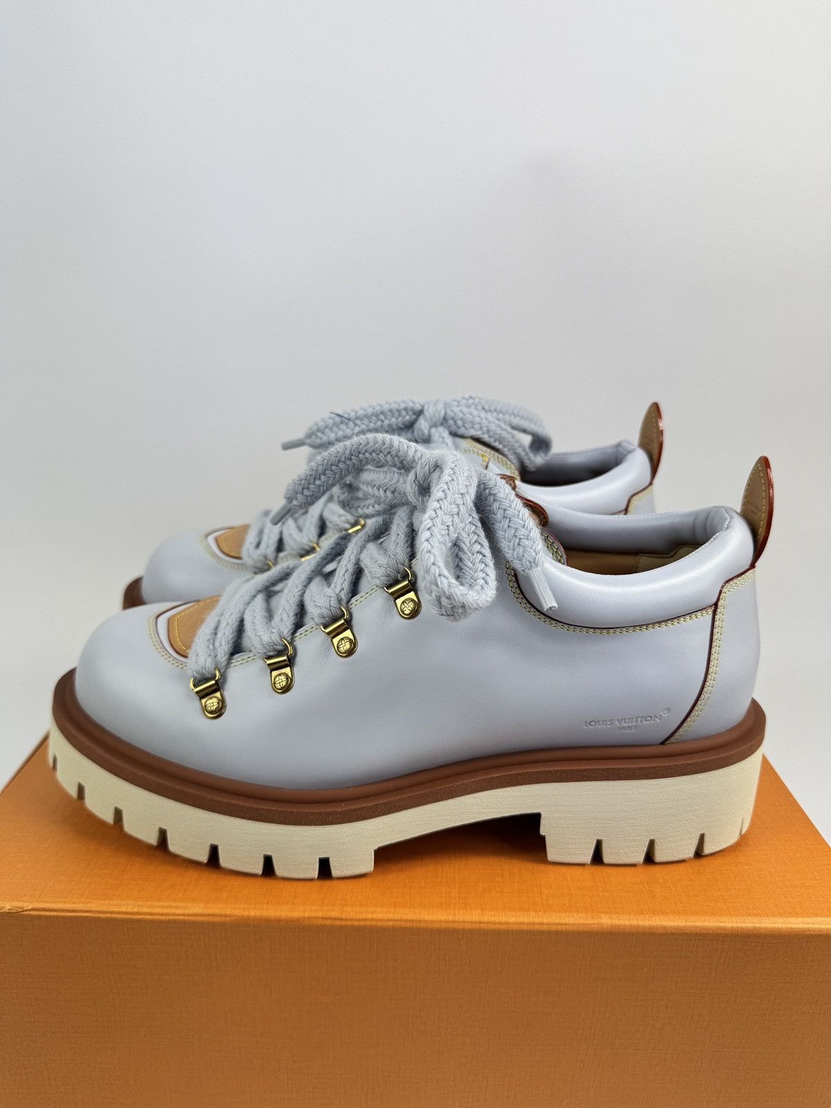 Louis Vuitton LV REMIX DERBIES 1AIJ93 SIZE: LV8 fits US10 Size US 8 / EU 41 - 2 Thumbnail