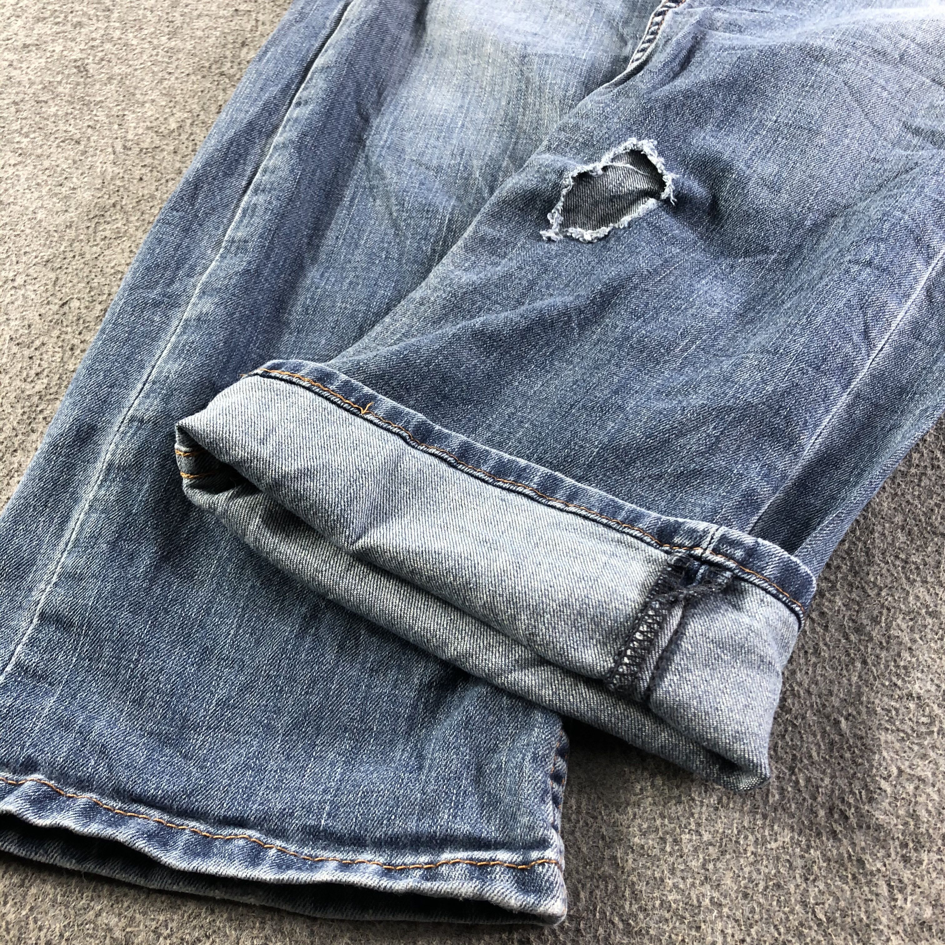 Levi's Vintage Blue Wash Levis 559 Jeans-J3344 Size US 31 - 6 Thumbnail