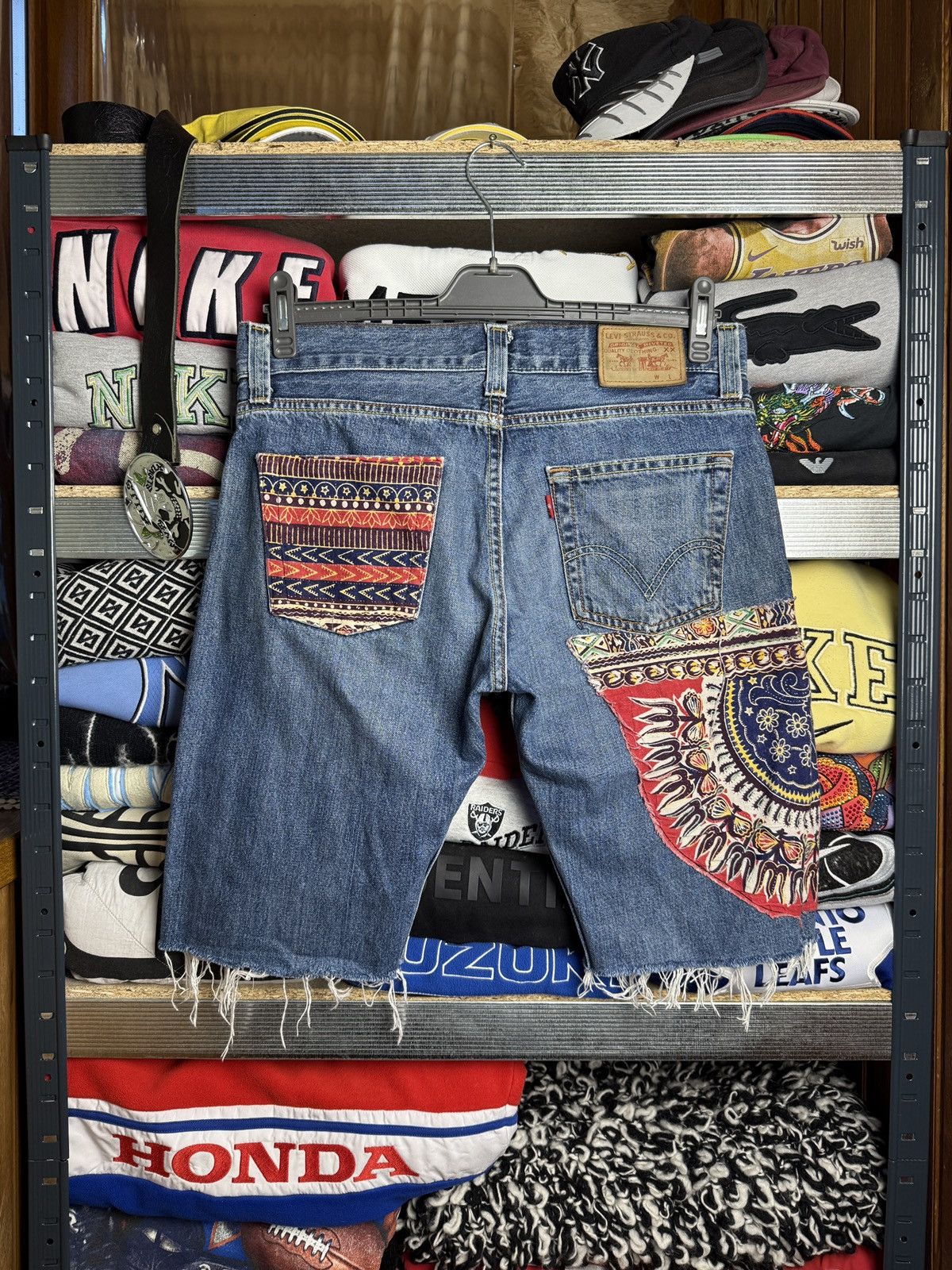 Levi's Levis 512 Jeans Hand Made Shorts Size US 33 - 2 Thumbnail