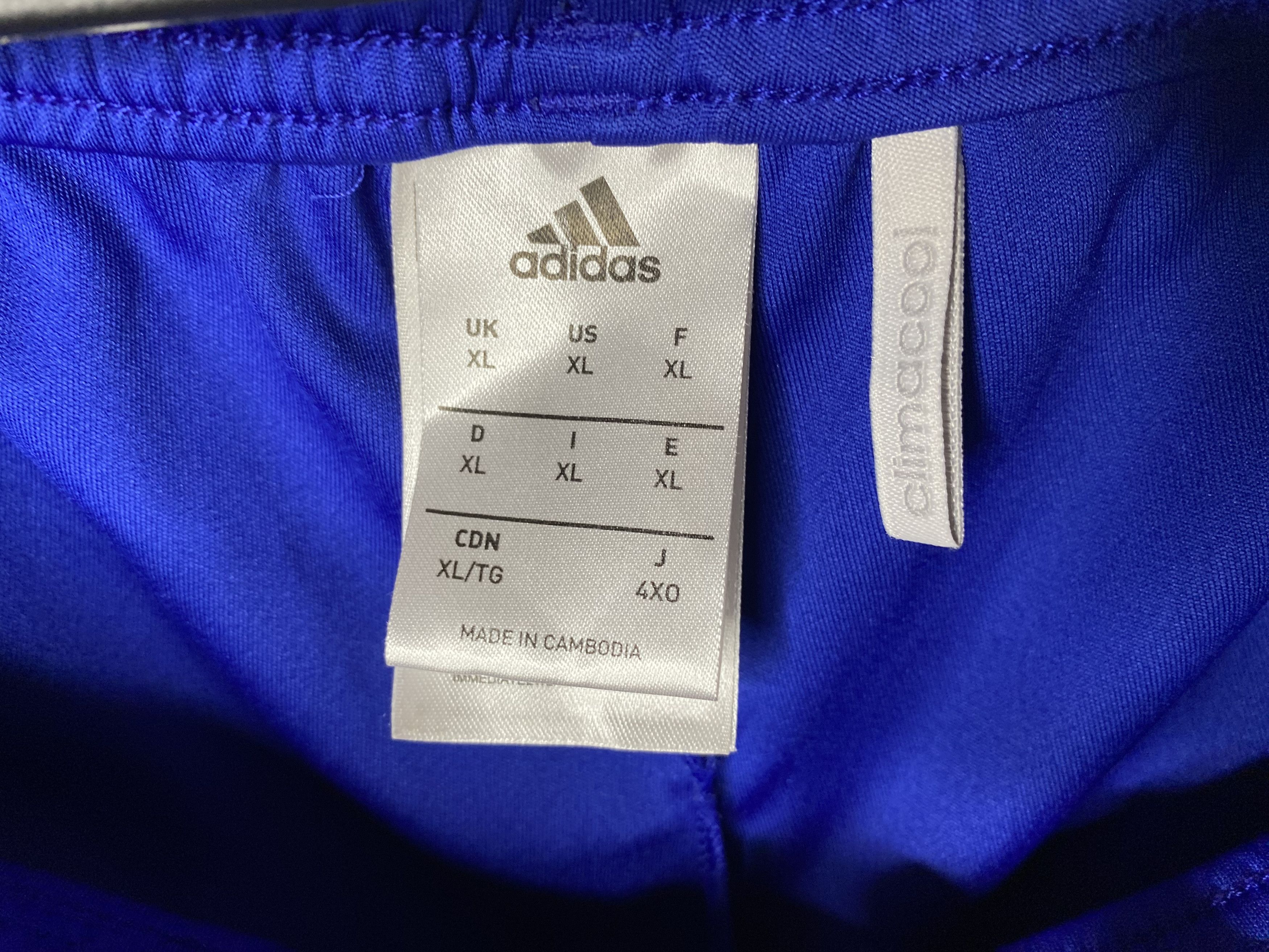 Adidas CHELSEA 2016 2017 HOME FOOTBALL SOCCER SHORTS ADIDAS Size US 32 / EU 48 - 5 Thumbnail