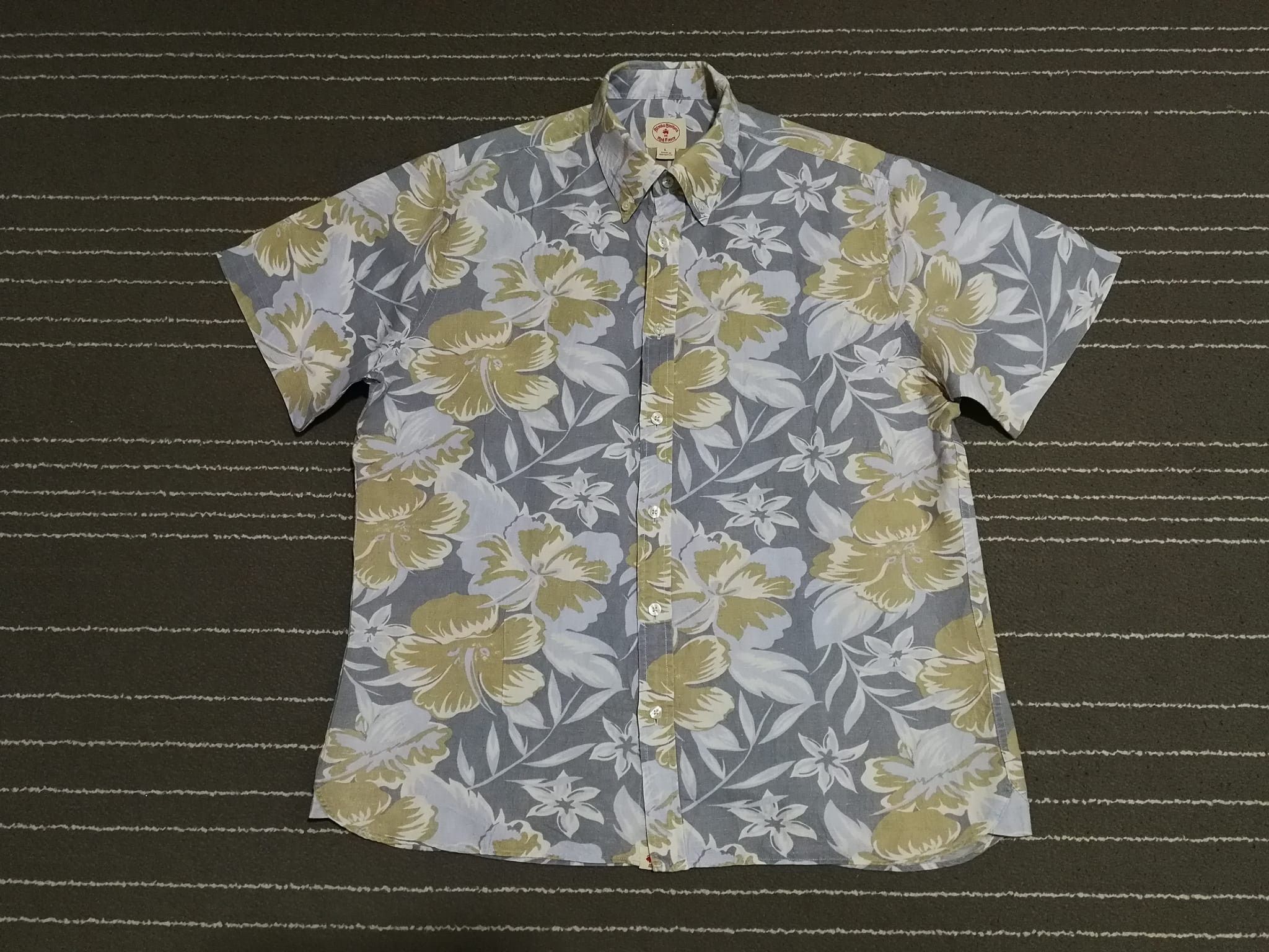 Brooks Brothers Brooks Brothers Red Fleece hawaii M 1786 Size US M / EU 48-50 / 2 - 1 Thumbnail