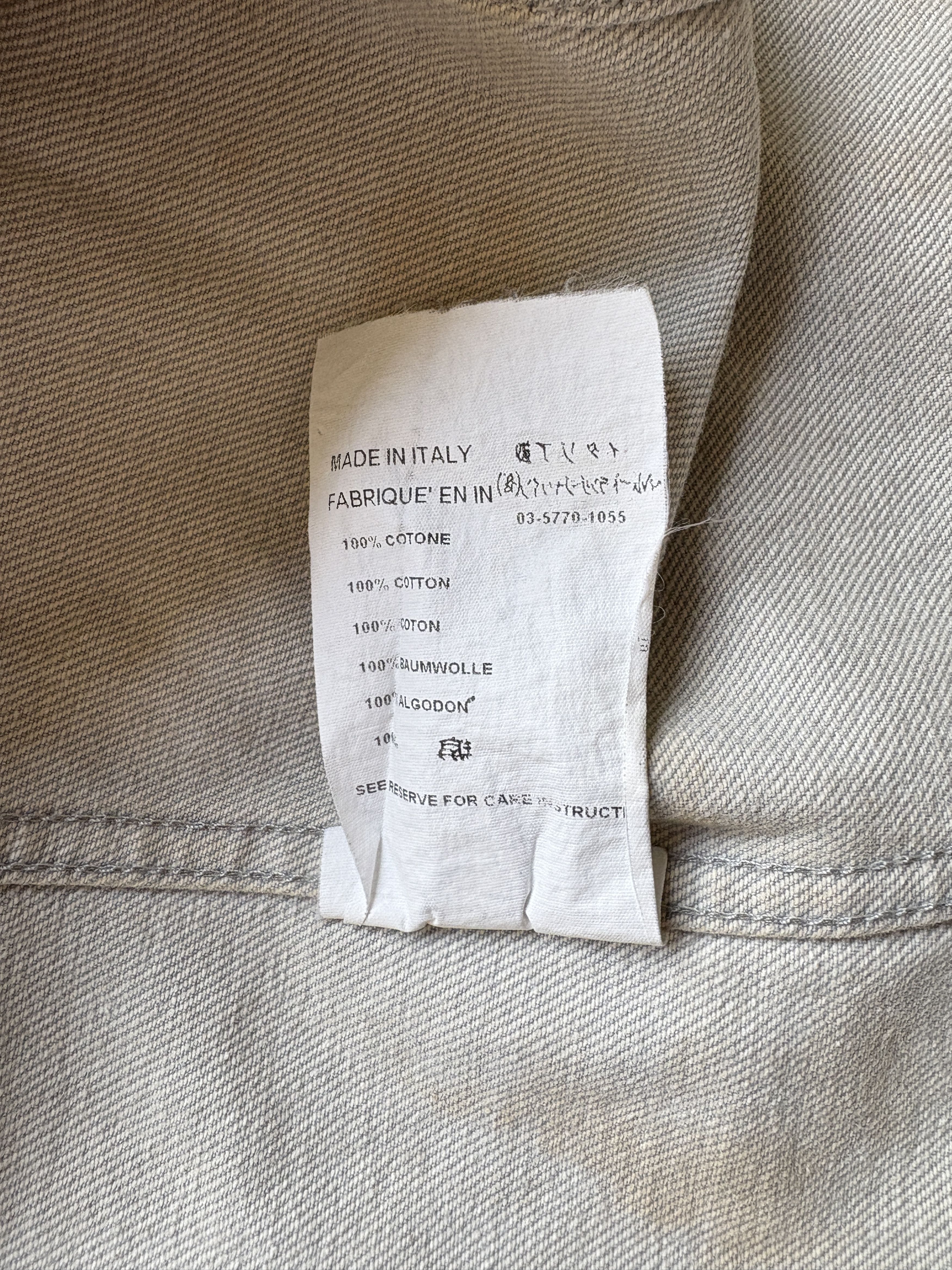 Helmut Lang ⚡️QUICK SALE⚡️1990's Helmut Lang Dirty Denim Denim Jacket Size US S / EU 44-46 / 1 - 4 Thumbnail