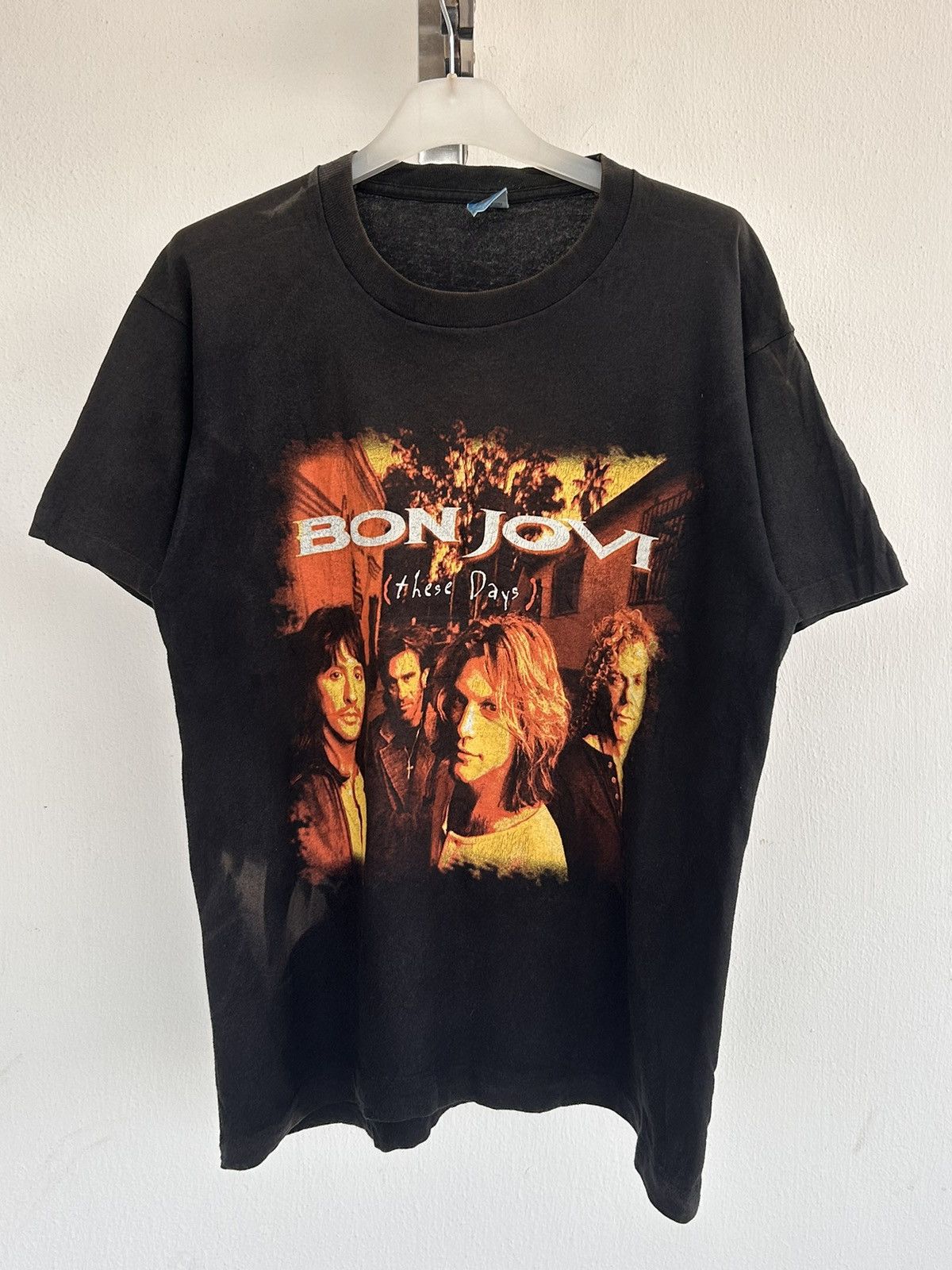 Band Tees These days Bon Jovi vintage 90s tee Size US L / EU 52-54 / 3 - 2 Thumbnail