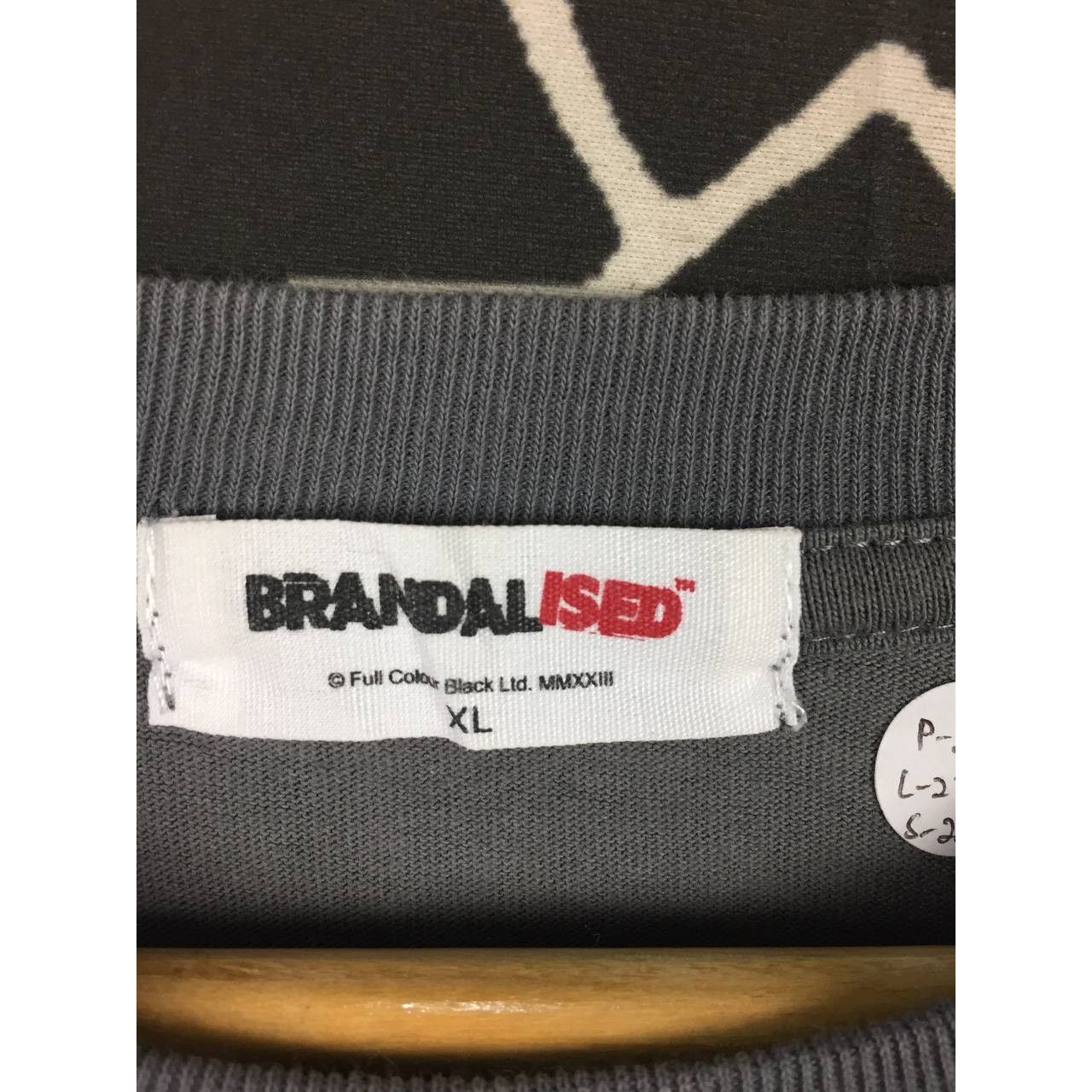 Vintage Brandalised Vandal or Prodigy Love Rat Graffiti Art Tee Size US XL / EU 56 / 4 - 7 Thumbnail