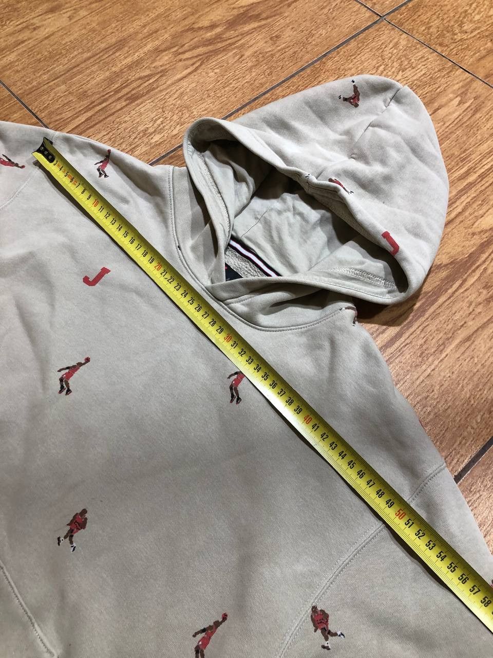 Jordan Brand Jordan Essentials Jumpman All Over Pullover Hoodie Tan Size US S / EU 44-46 / 1 - 13 Thumbnail