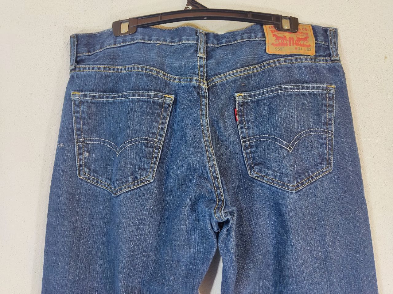 Levi's levis 559 relaxed straight distressed denim Size US 37 - 15 Thumbnail