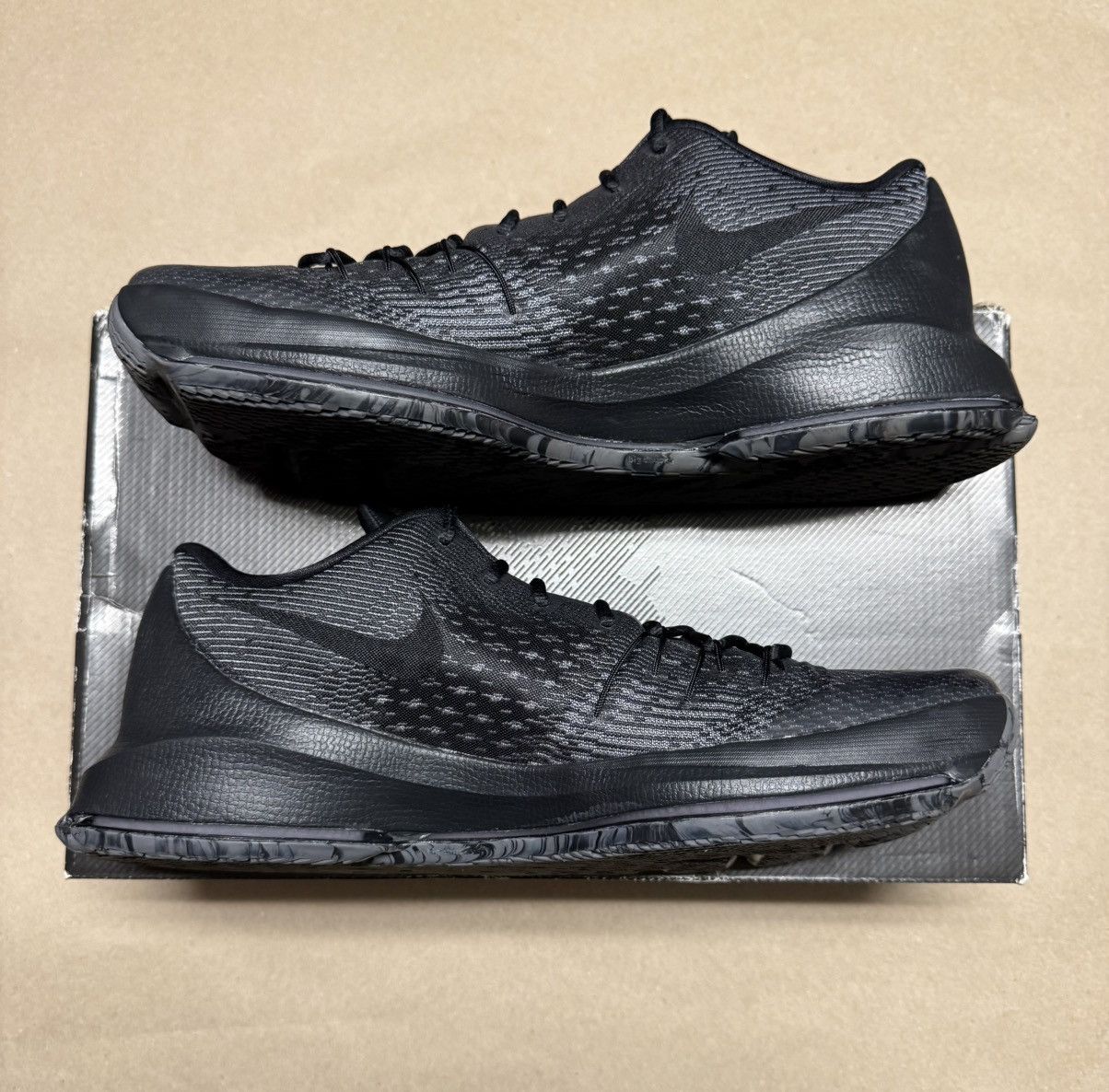 Nike Nike KD 8 Blackout Kevin Durant Men’s size 14 basketball! Size US 14 / EU 47 - 2 Thumbnail