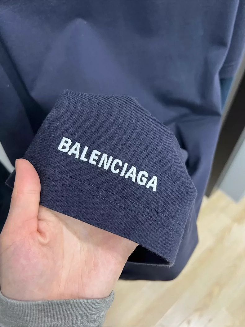 Balenciaga Balenciaga Long Sleeve Hoodie Sweater-2506 Size US XXS / EU 40 - 3 Thumbnail