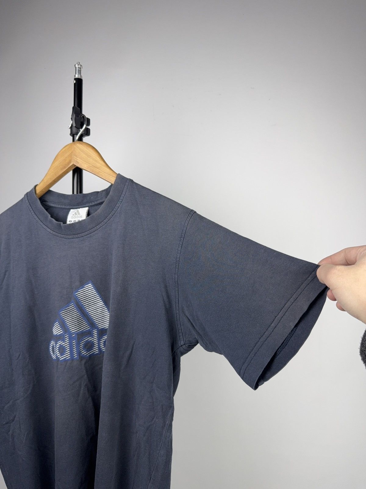 Adidas Vintage 00s Y2K Retro Adidas Logo T-Shirt Blue Men’s M Size US M / EU 48-50 / 2 - 8 Thumbnail