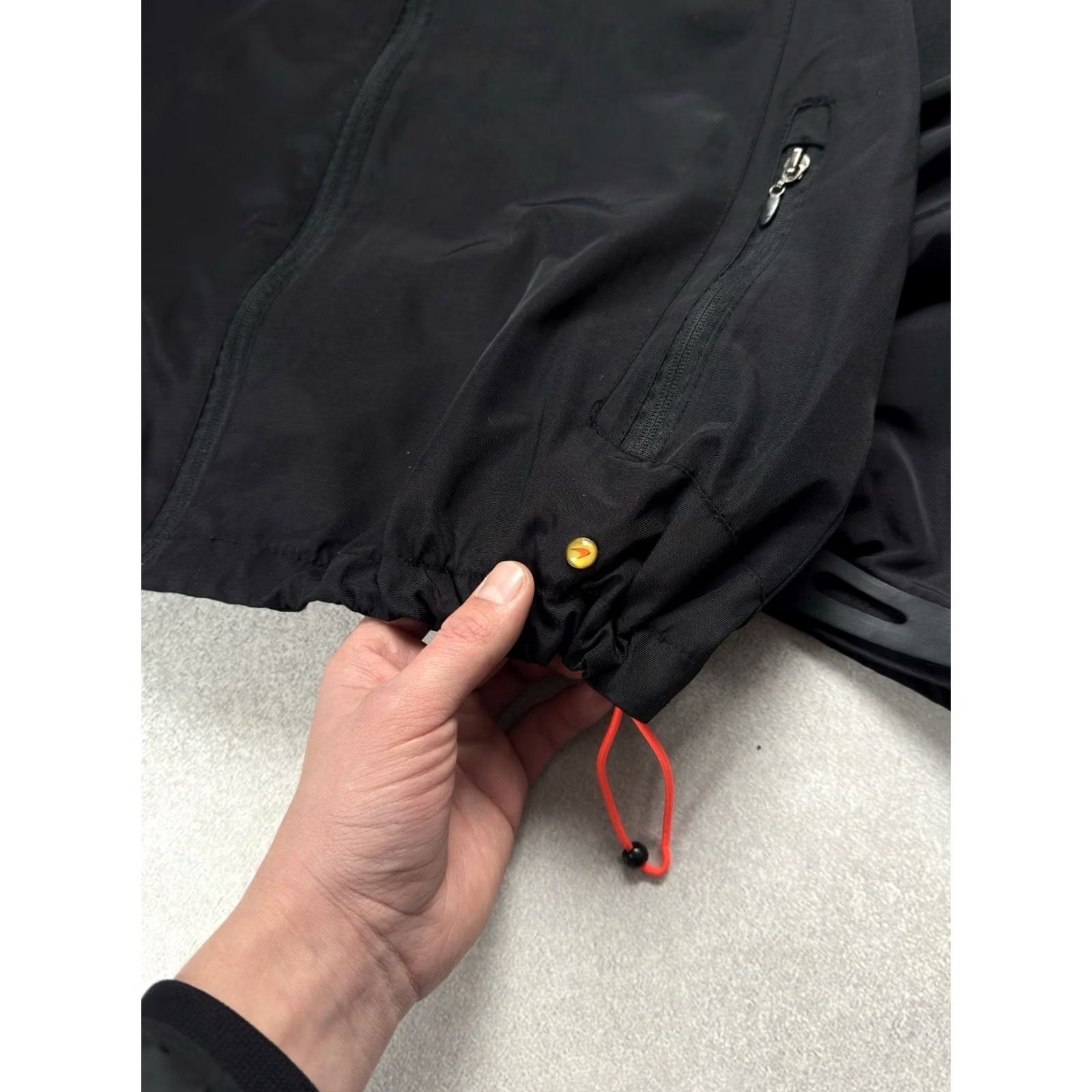 Mercedes-Benz VINTAGE Mercedes-Benz Windbreaker Jacket Nylon F1 Racing Black M Men Zip Pockets 90s Size US M / EU 48-50 / 2 - 4 Thumbnail