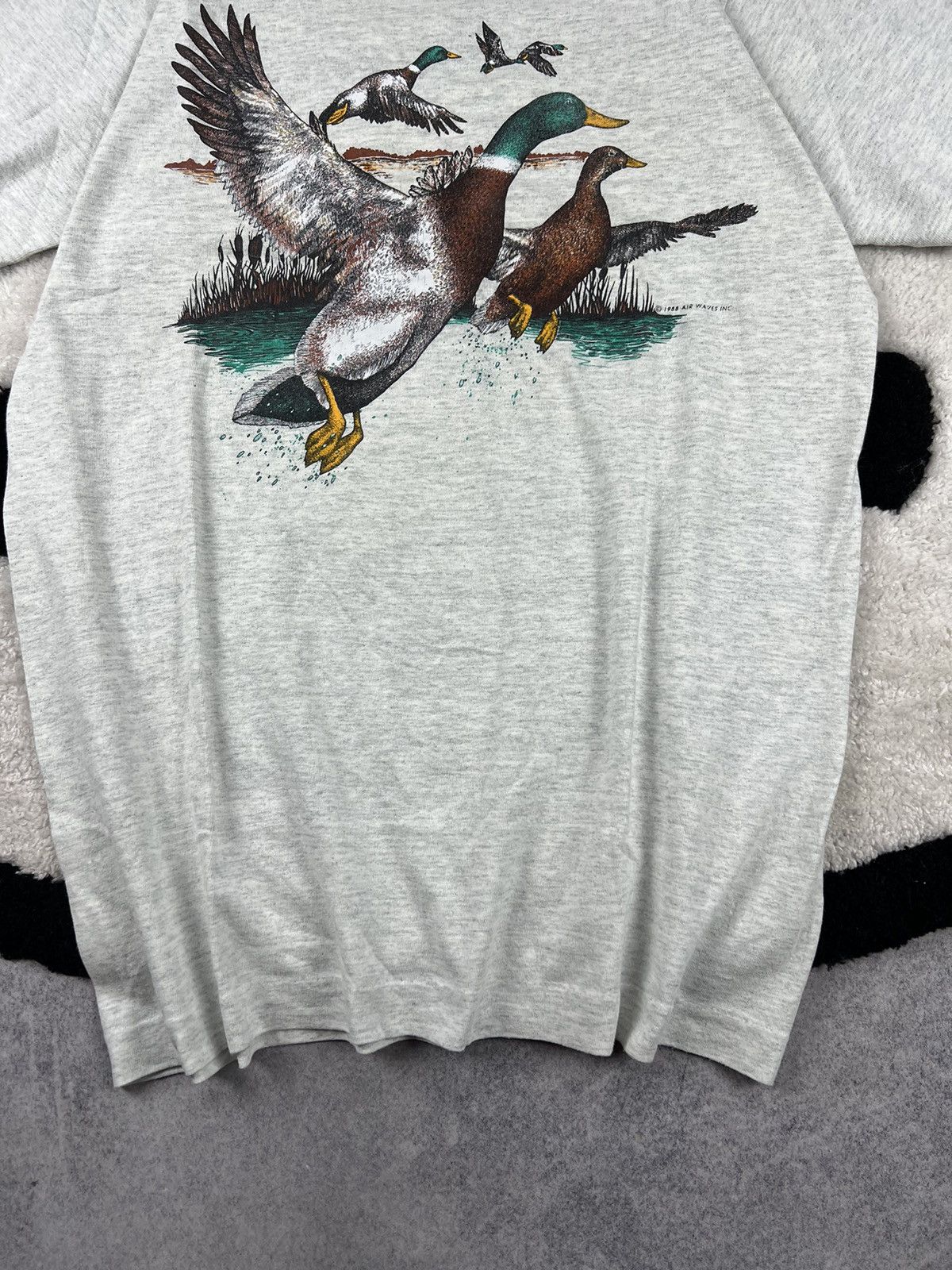 Fruit Of The Loom Vintage Nature Air Waves 1988 Birds Ducks Y2K USA Tee Shirt Size US L / EU 52-54 / 3 - 4 Thumbnail