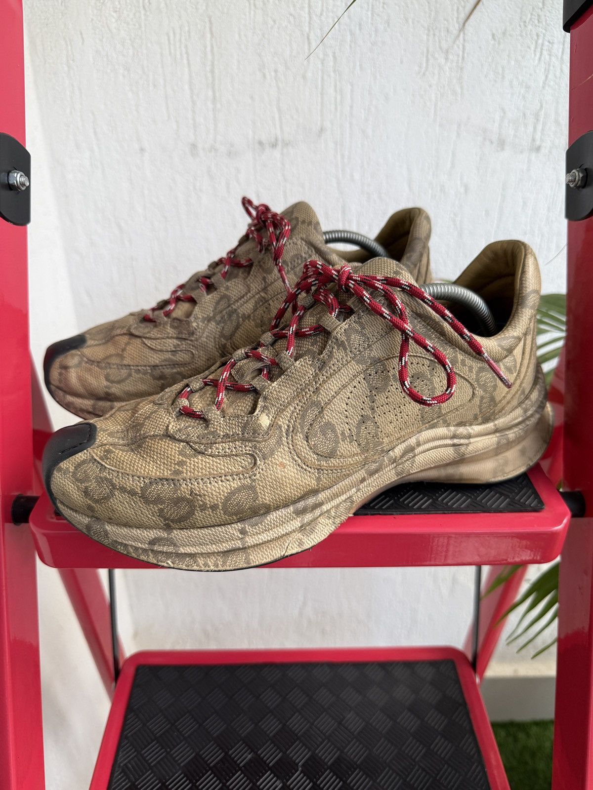 Gucci Gg monogram Run sneaker Size US 9.5 / EU 42-43 - 1 Thumbnail