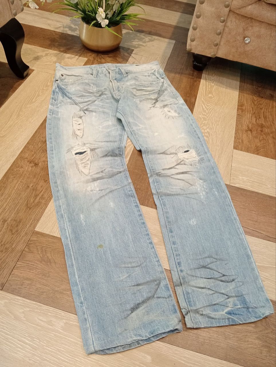 semanticdesign SEMANTIC DESIGN JAPAN LIGHT BLUE DISTRESSED DENIM PANTS Size US 32 / EU 48 - 3 Thumbnail