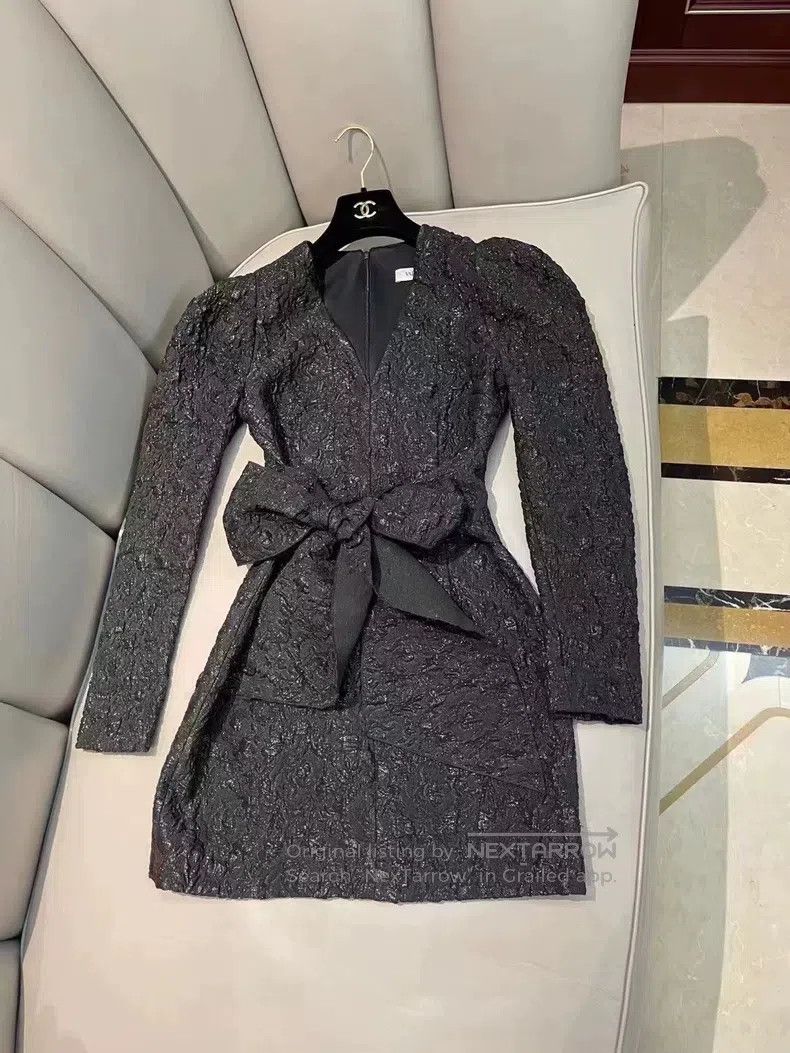 Valentino Valentino dress Size XS / US 0-2 / IT 36-38 - 1 Thumbnail