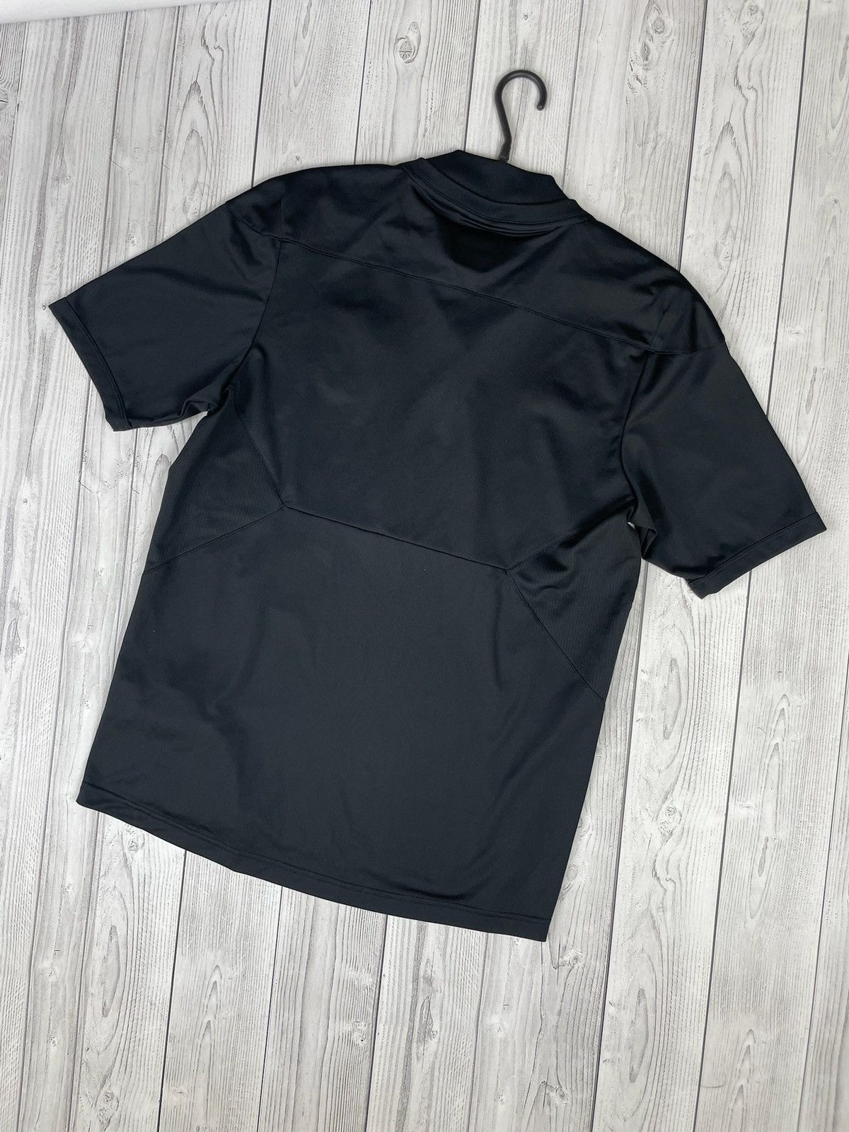 Umbro Vintage umbro soccer jersey Wales size M black Size US M / EU 48-50 / 2 - 5 Thumbnail