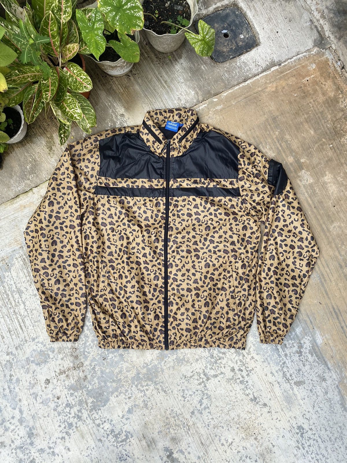Adidas Adidas Leopard Big logo Like Jeremy Scoot Style Size US L / EU 52-54 / 3 - 1 Thumbnail