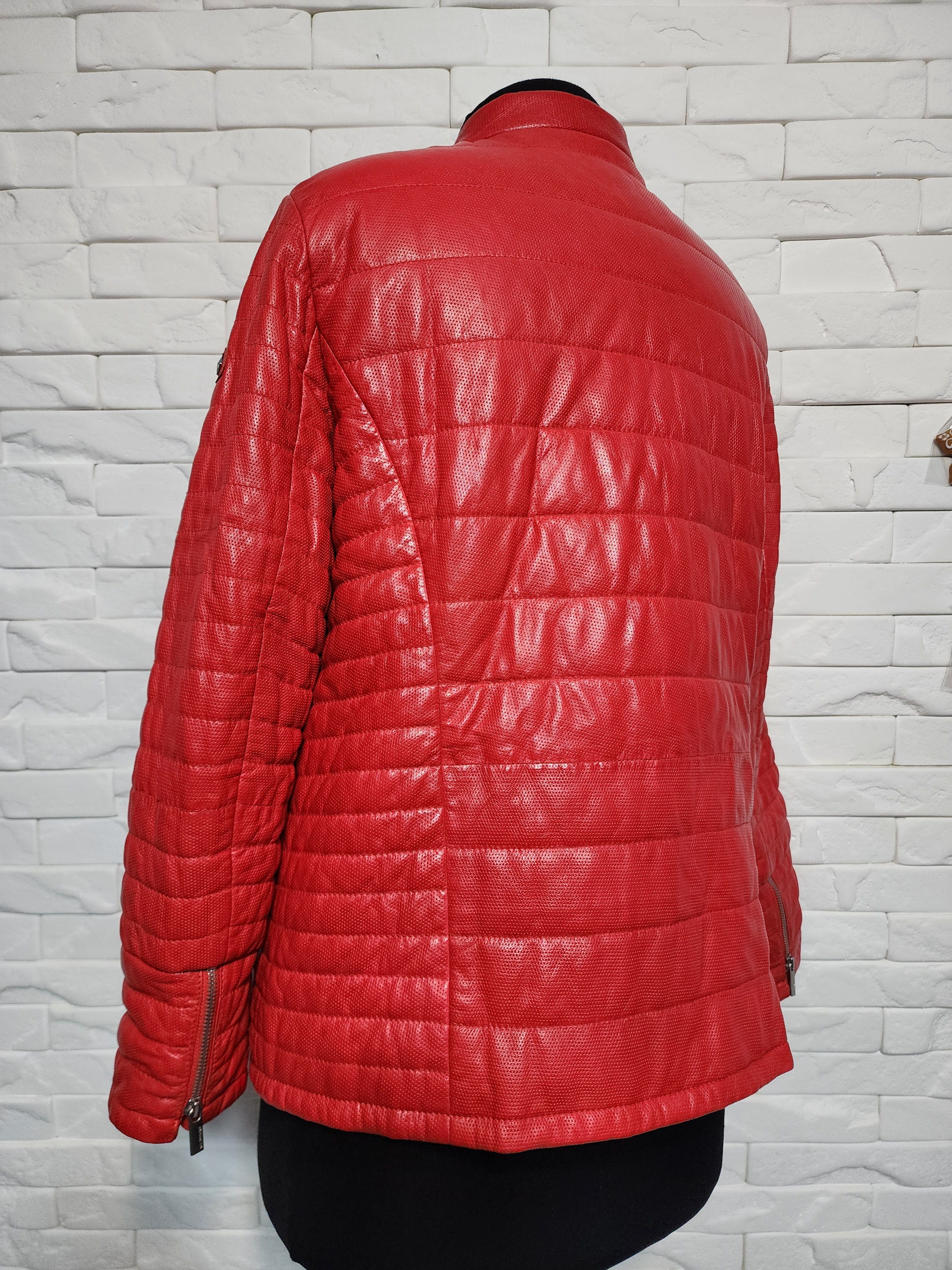 Uniqlo Red Leather Women's Jacket: Sporty Leather with Metal Zipper Size XL / US 12-14 / IT 48-50 - 6 Thumbnail