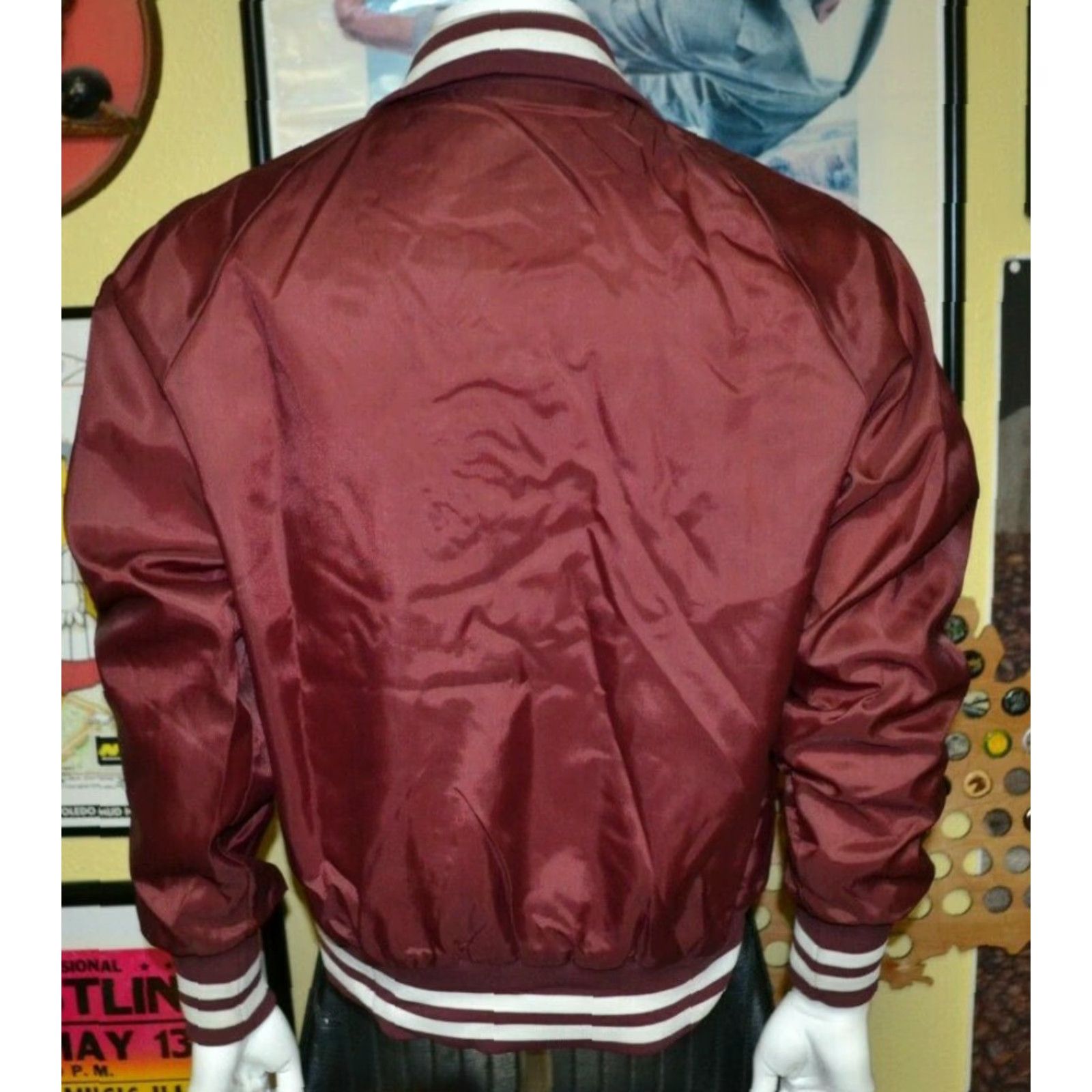 Vintage VTG Upstream Jacket Windbreaker Pabst Jacob Best Beer Maroon Medium M Men Nylon Lined Lightweight Velos? Size US M / EU 48-50 / 2 - 4 Thumbnail
