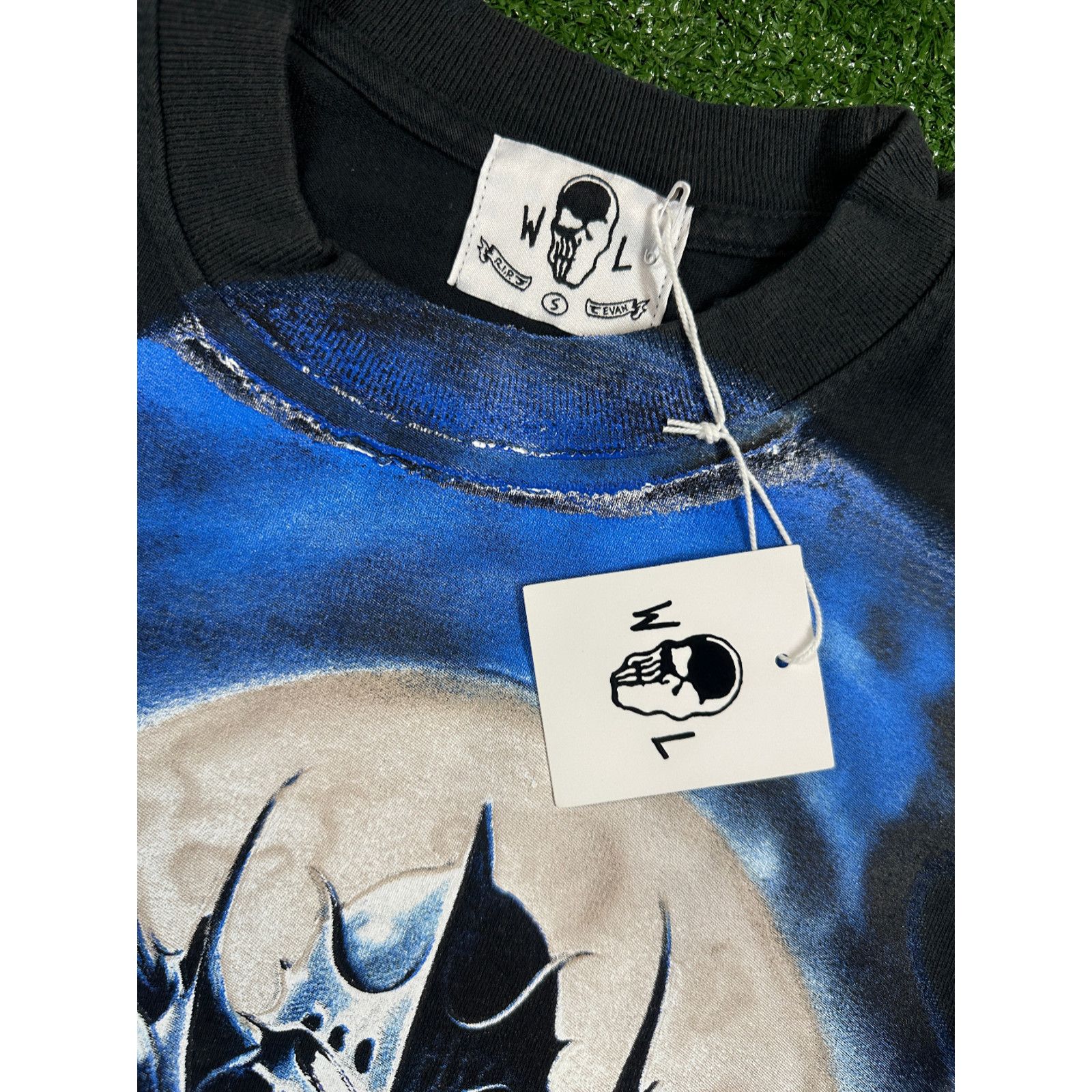 Warren Lotas Warren Lotas ' The Protector' Black Men's T-Shirt - Size MD Size US M / EU 48-50 / 2 - 5 Thumbnail