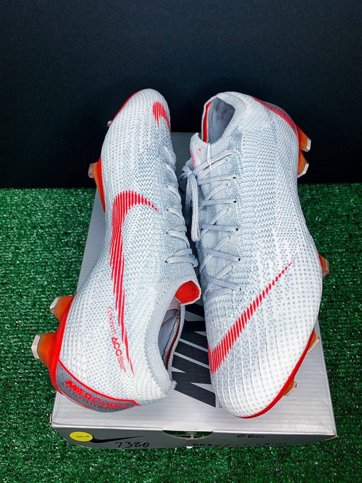 Nike Nike Mercurial Vapor 12 Elite Size US 13 / EU 46 - 1 Thumbnail