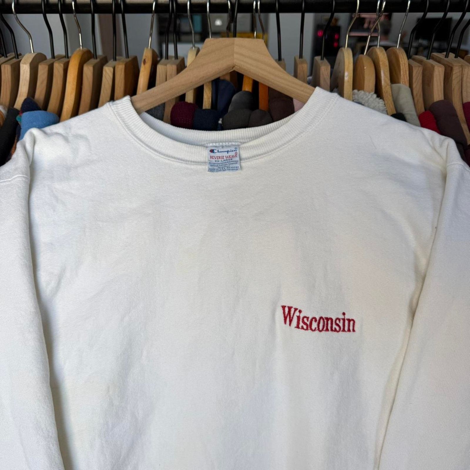 Champion Vintage 90s Wisconsin Champion Reverse Weave Sweatshirt Size US XXL / EU 58 / 5 - 1 Thumbnail
