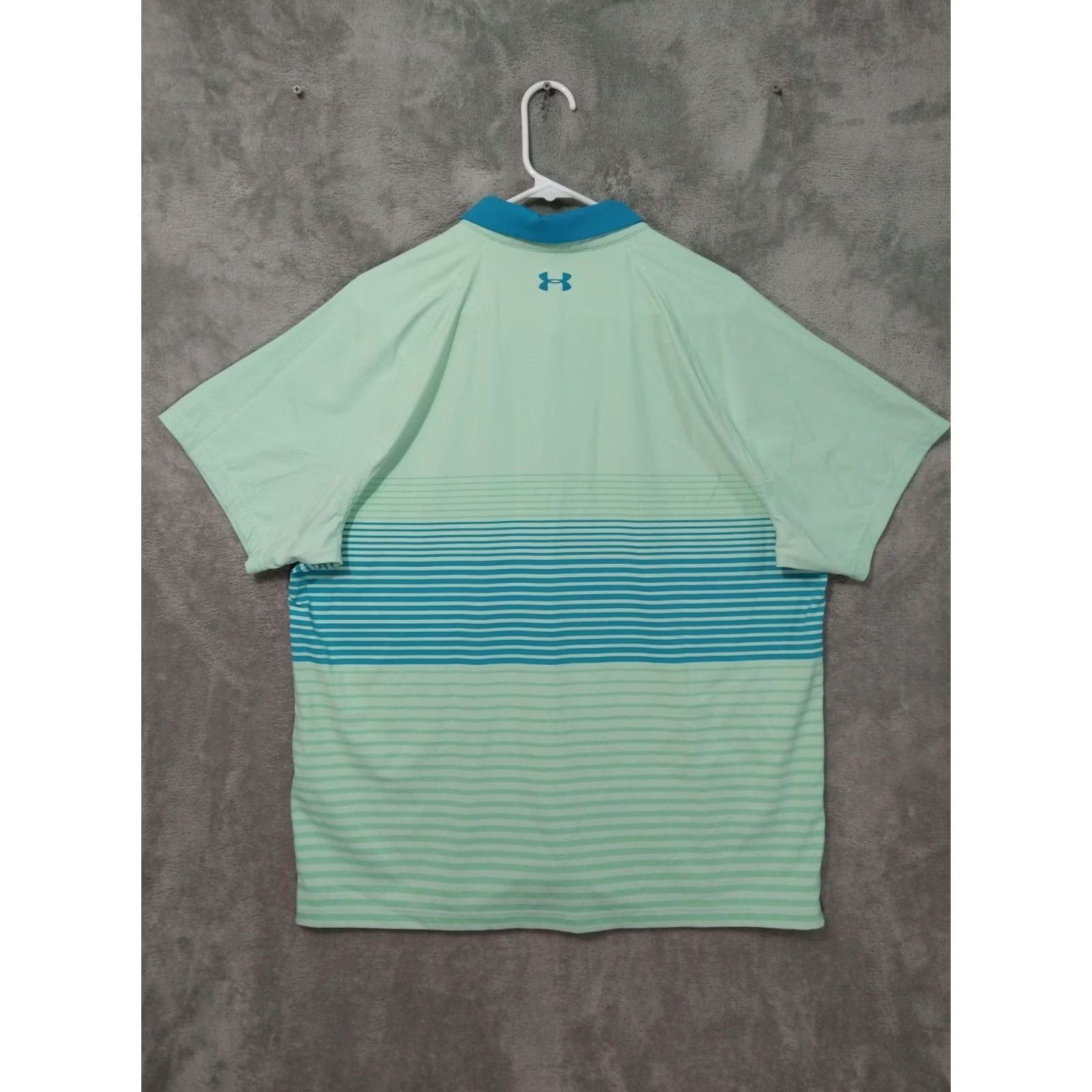 Under Armour Under Armour Shirt Mens Large Green Golf Polo Loose HeatGear Short Sleeve Size US XL / EU 56 / 4 - 2 Thumbnail