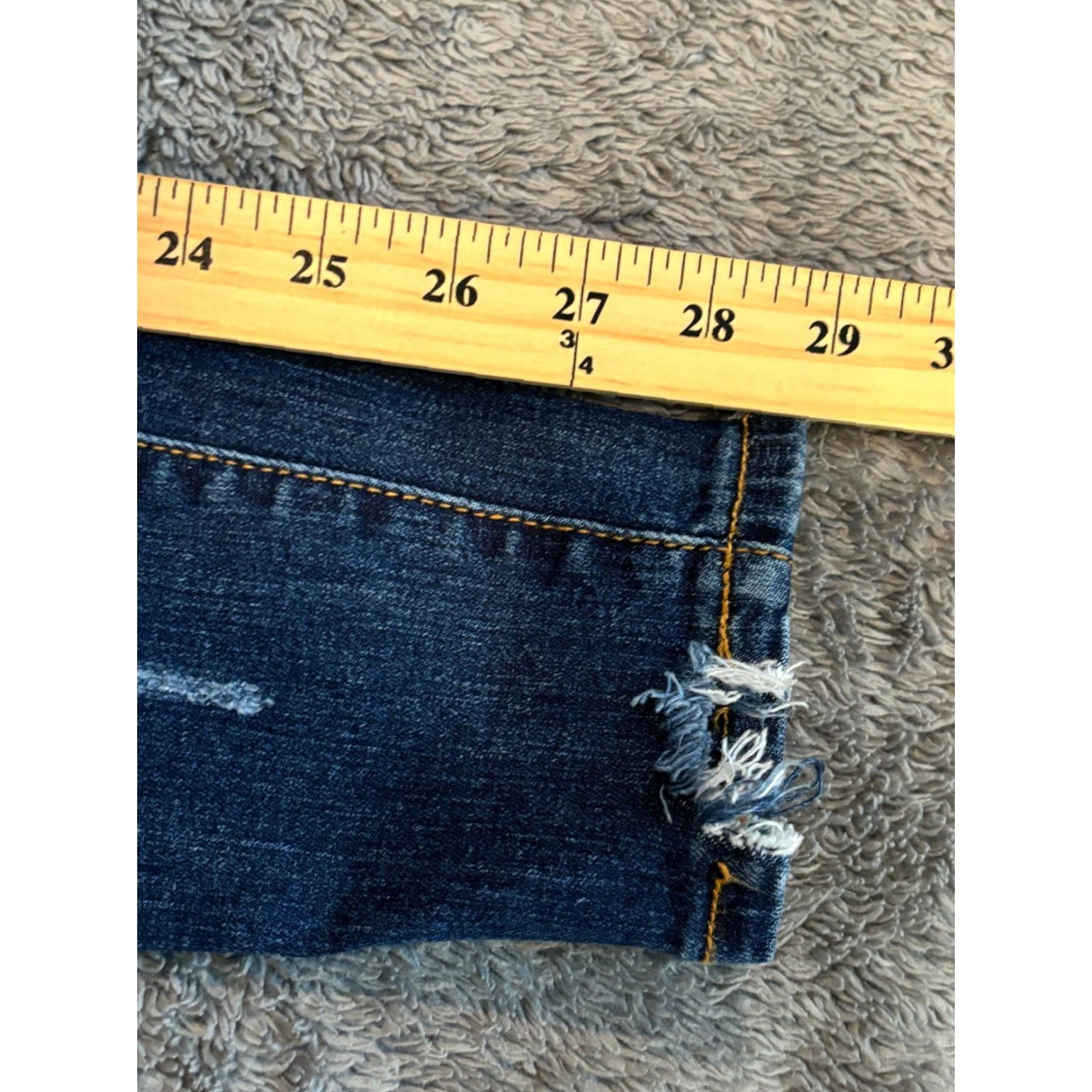 Vintage KanCan Jeans Womens 24/1 Blue Skinny Mid Rise Denim Stretch Frayed Hem Belt Loops 5-Pocket Design Estilo Slim Jeans Womens Size 42" / US 20 - 7 Thumbnail