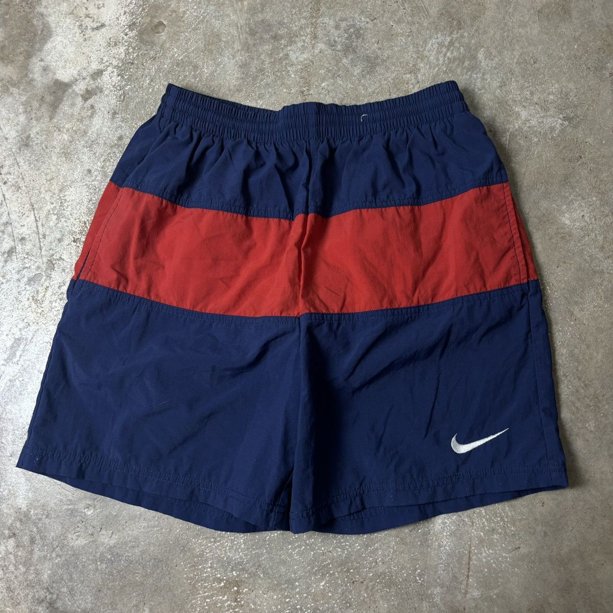 Nike × Vintage VINTAGE NIKE SWOOSH SHORTS Size US 32 / EU 48 - 4 Thumbnail