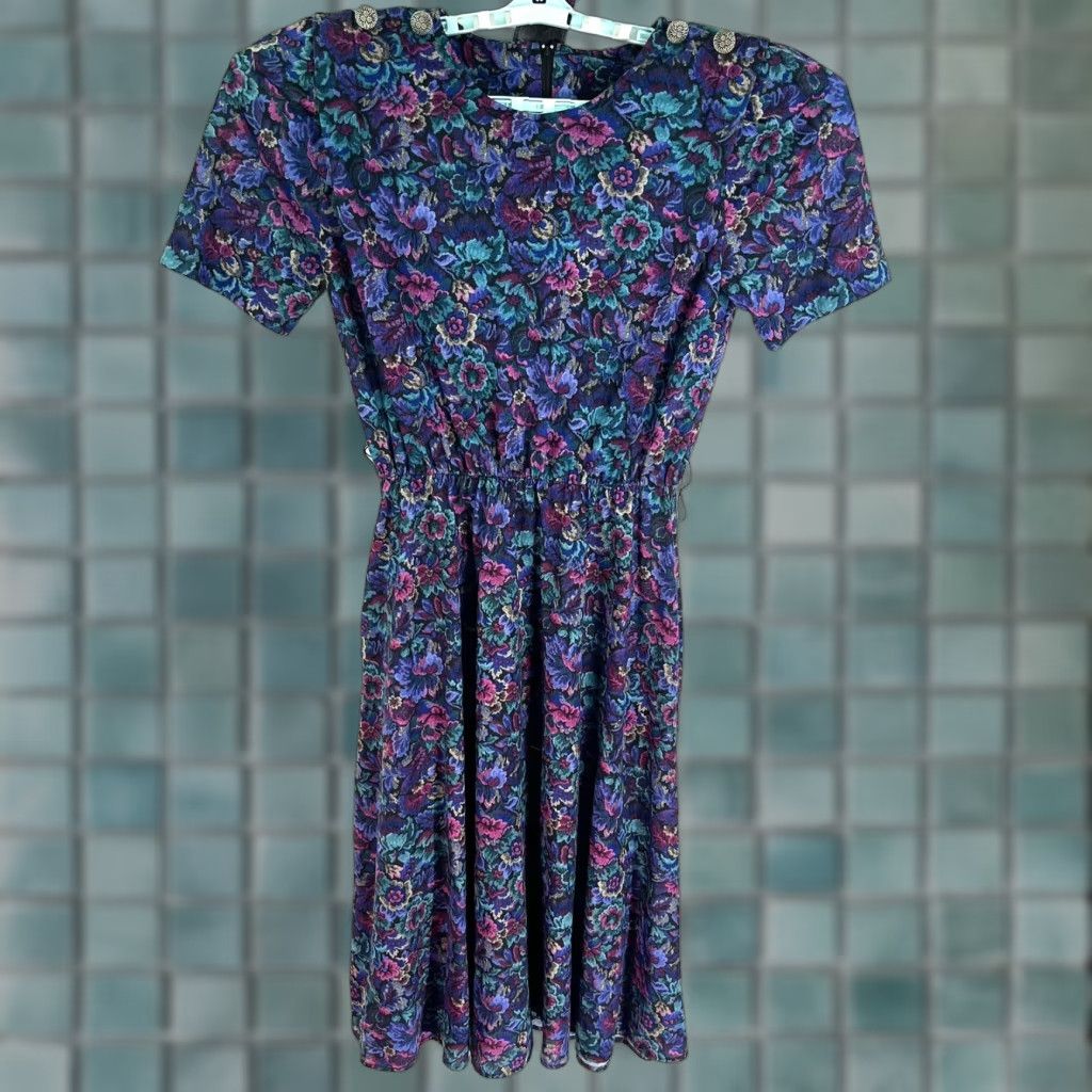 Vintage Vintage Stuart Alan Floral Pleated Drop Waist Dress Womans Size 12 Blue W/ Belt Size XL / US 12-14 / IT 48-50 - 1 Thumbnail