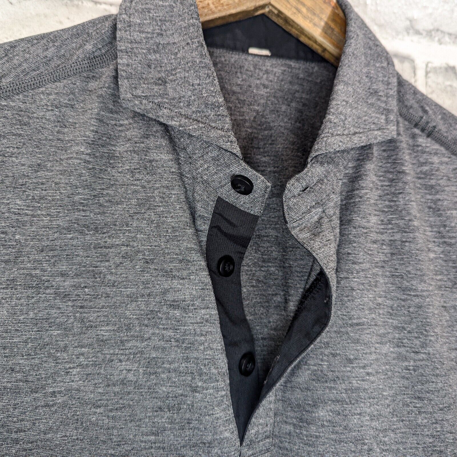 Lululemon Lululemon Men's Metal tech Polo Shirt Heather Gray Small Size US S / EU 44-46 / 1 - 7 Thumbnail