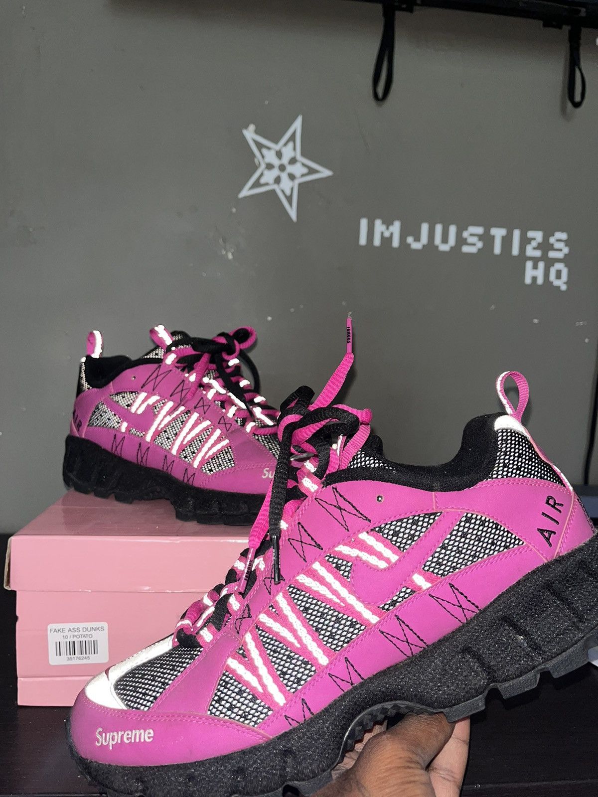 Supreme Supreme x Nike Air Humara 17 Size US 10 / EU 43 - 4 Thumbnail
