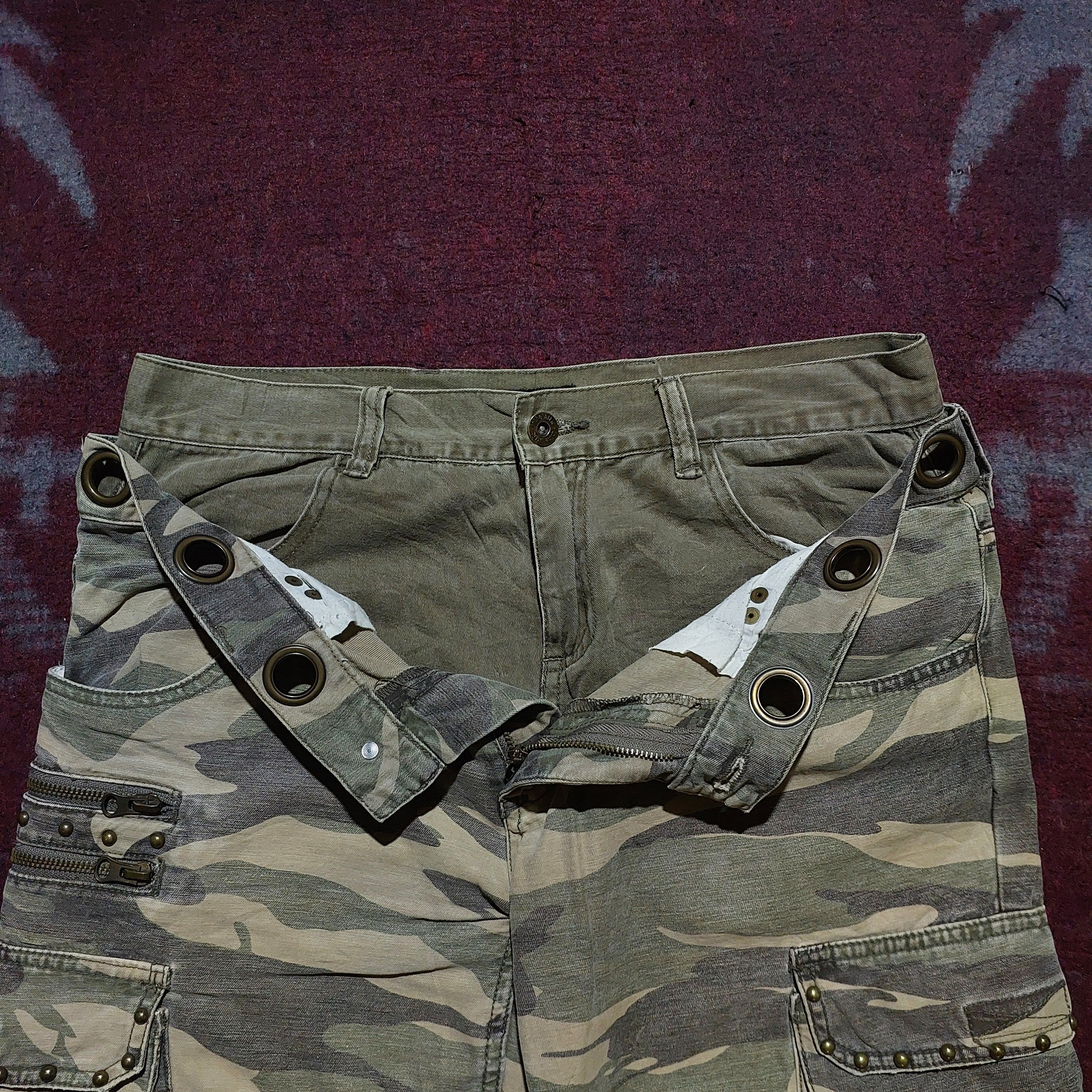 In The Attic 🔥rare In the attic camo double waist flare cargo pants Size US 32 / EU 48 - 10 Thumbnail