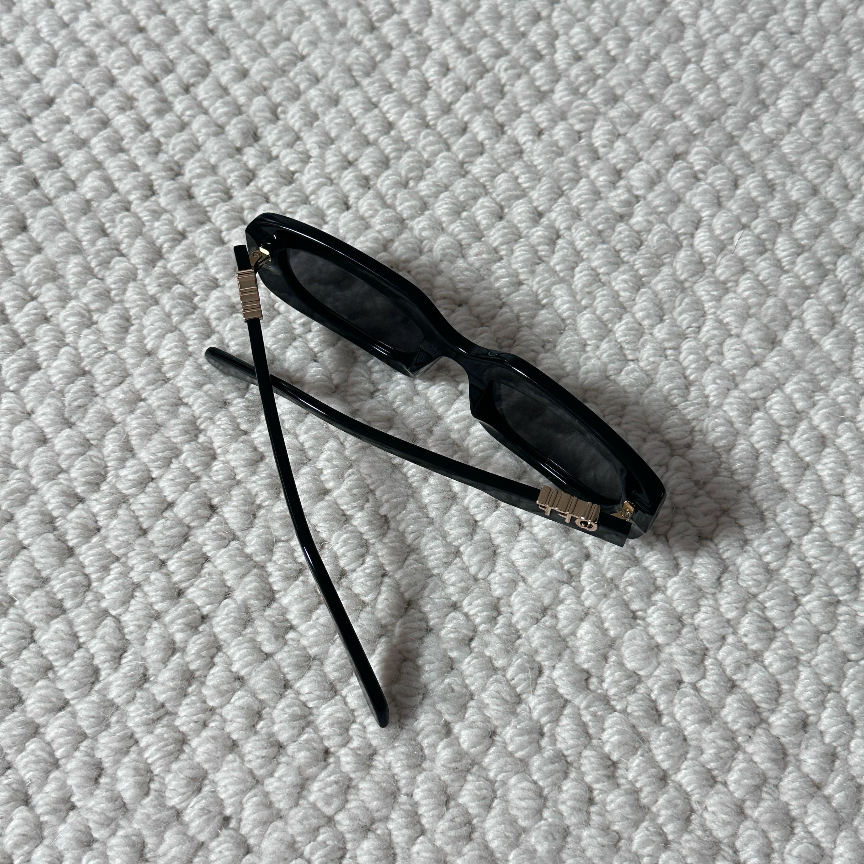Off-White OFF WHITE RENTON SUNGLASSES Size ONE SIZE - 7 Thumbnail