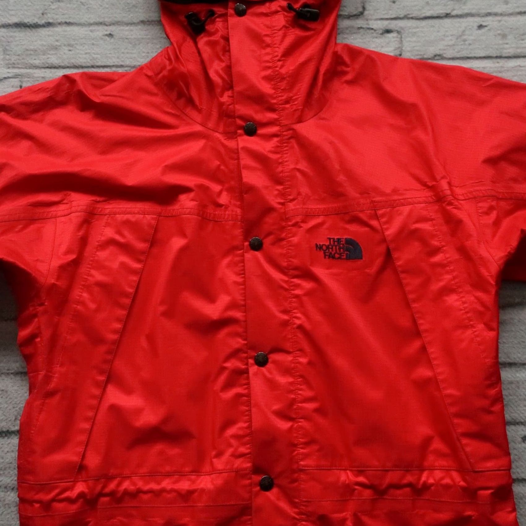 The North Face Vintage North Face Goretex Mountain Parka Jacket Small Red 90s Mens Size US S / EU 44-46 / 1 - 2 Thumbnail