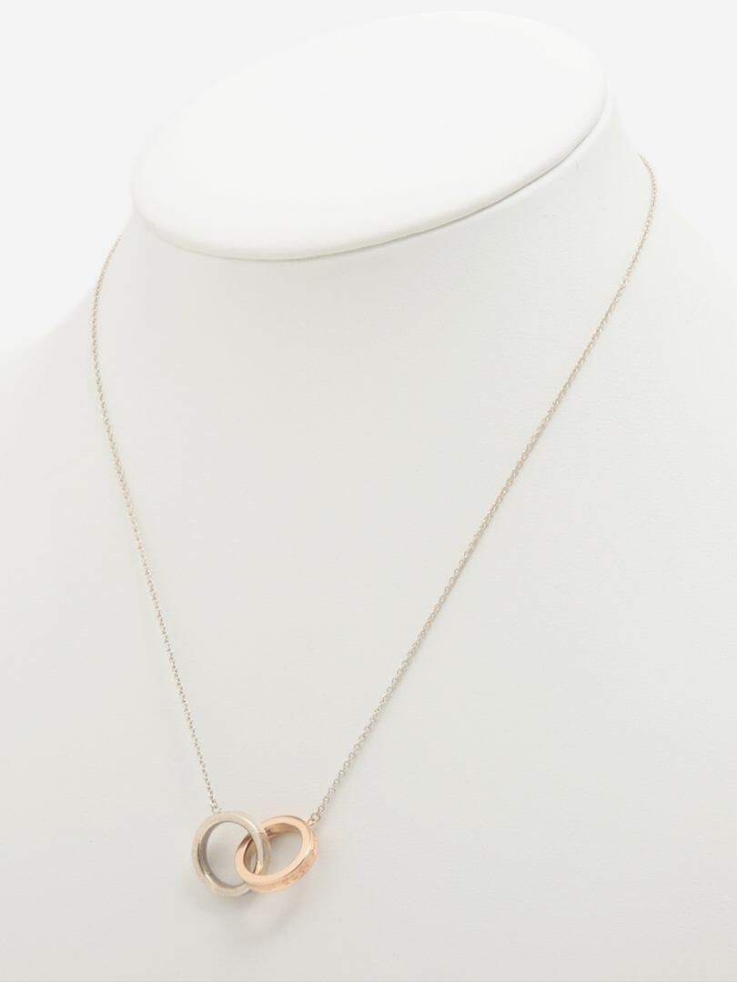BCBG 称する MaxAzria Interlocked Body Chain