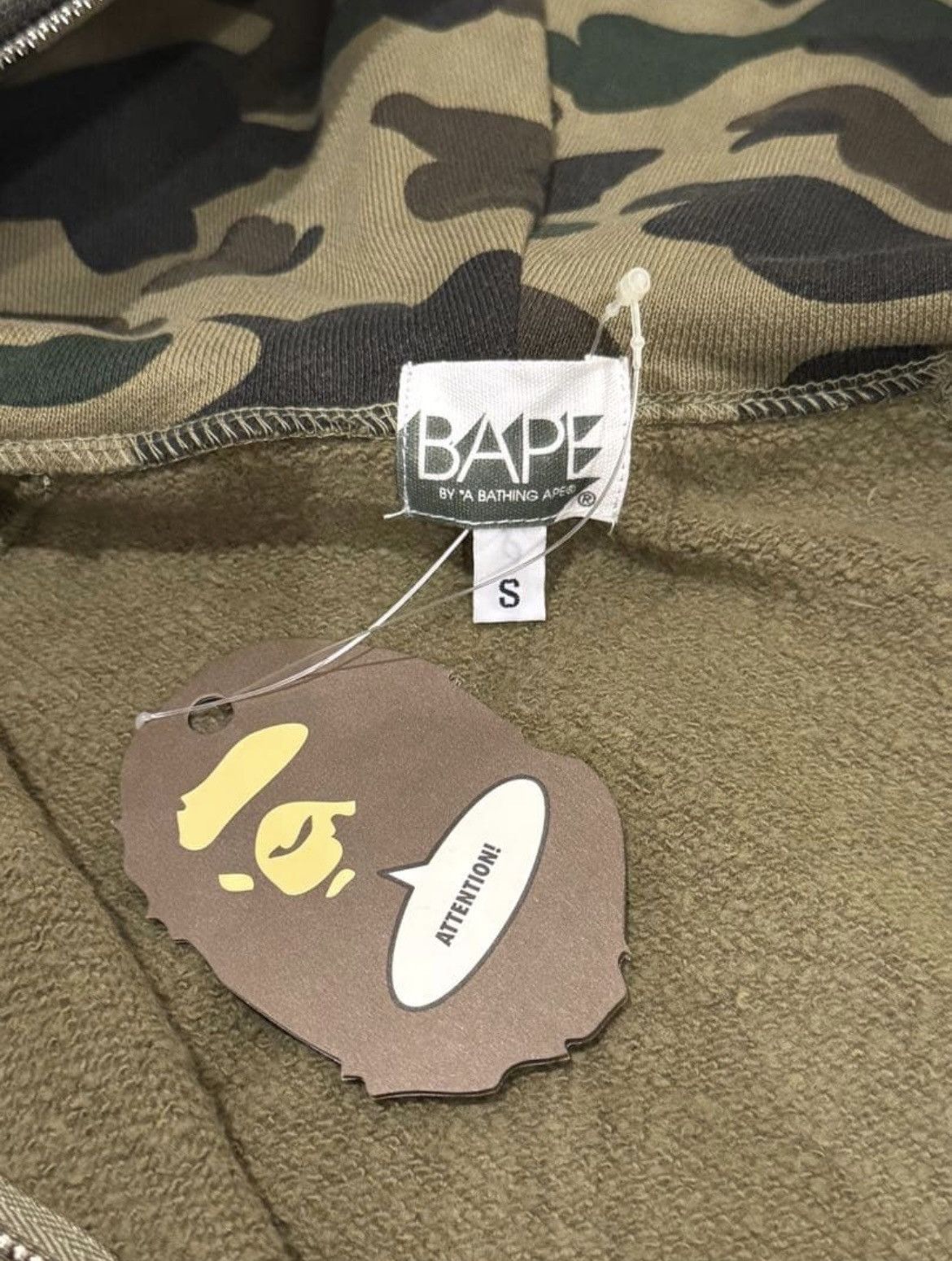 Bape RARE OG 2006 A BATHING APE GREEN 1ST CAMO FULLZIP HOODIE Size US S / EU 44-46 / 1 - 2 Thumbnail