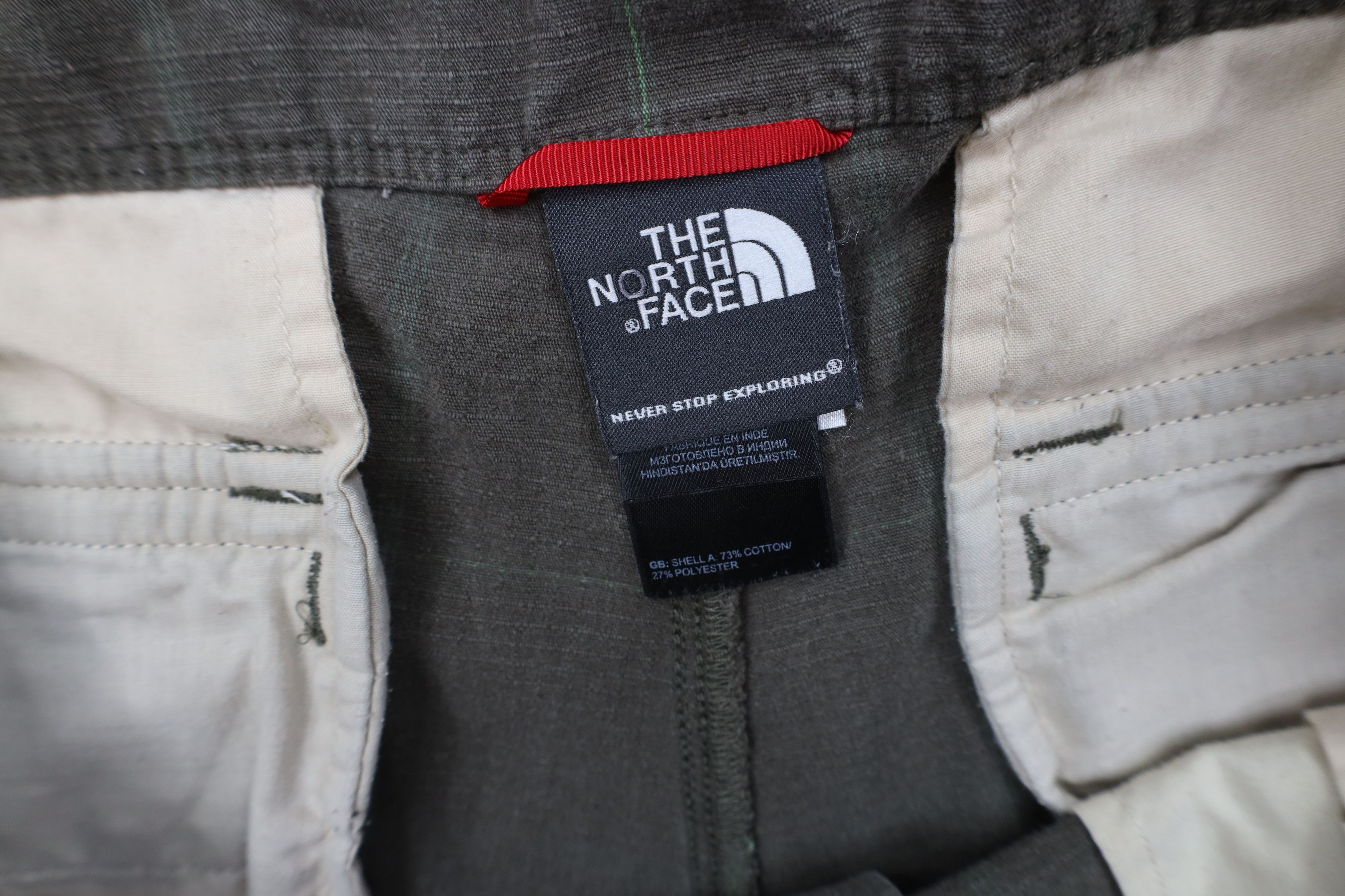 The North Face Vintage The North Face Rainier Surplus Trekking Cargo Shorts Size 36" / US 14 / IT 50 - 7 Thumbnail