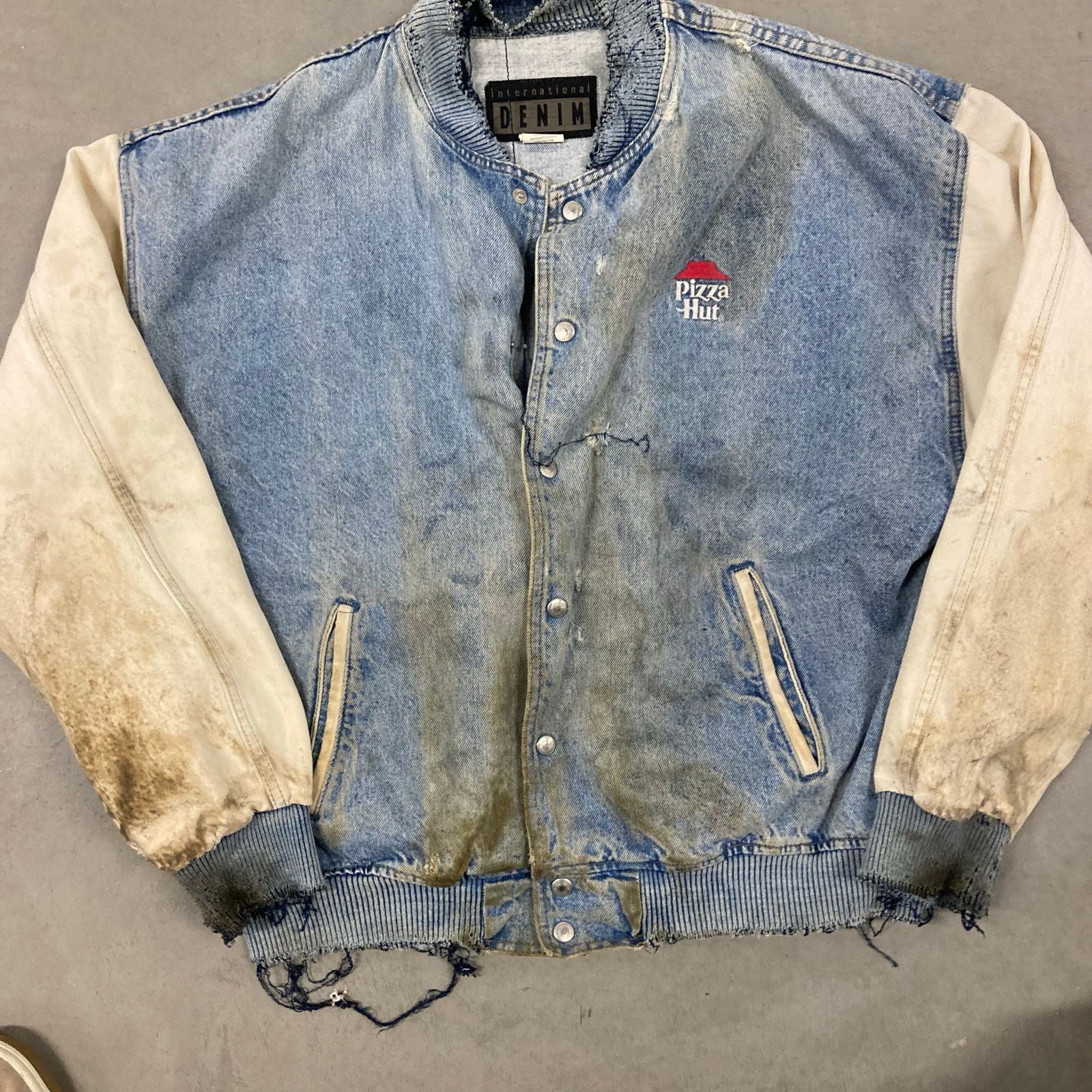 Vintage vintage trashed Pizza Hut denim bomber jacket Size US L / EU 52-54 / 3 - 2 Thumbnail