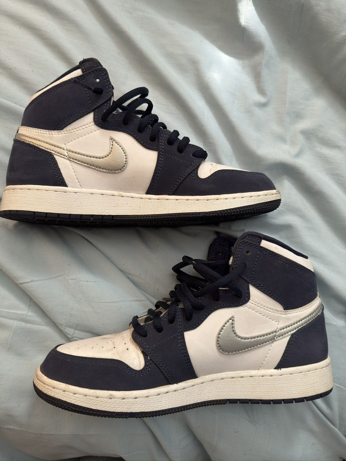 Nike Air Jordan 1 Retro High CO.JP Midnight Navy Size US 7 / EU 40 - 1 Thumbnail