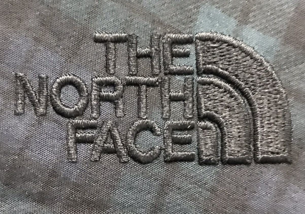 The North Face Vintage The North Face Jacket Hoodie Size US M / EU 48-50 / 2 - 5 Thumbnail