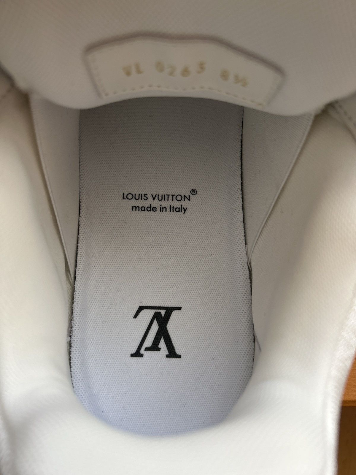 Louis Vuitton Louis Vuitton Maxi US 8.5 Size US 8.5 / EU 41-42 - 15 Thumbnail