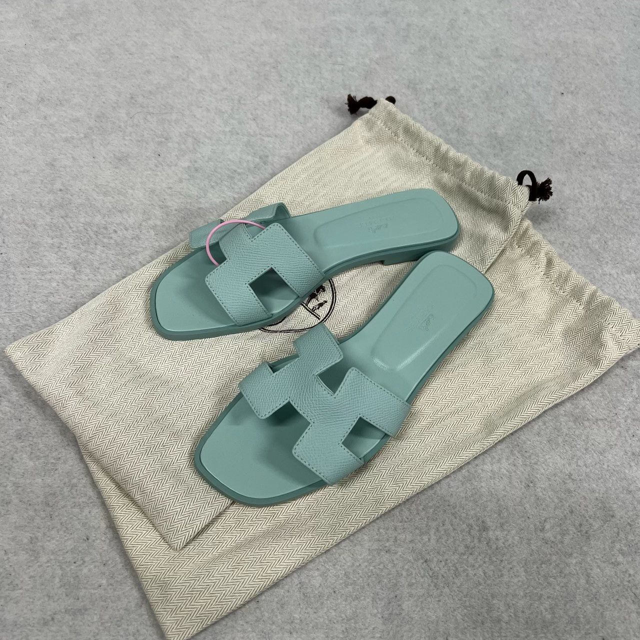 Hermes Hermes Classic H Slippers Mint Green Size US 5 / IT 35 - 1 Thumbnail