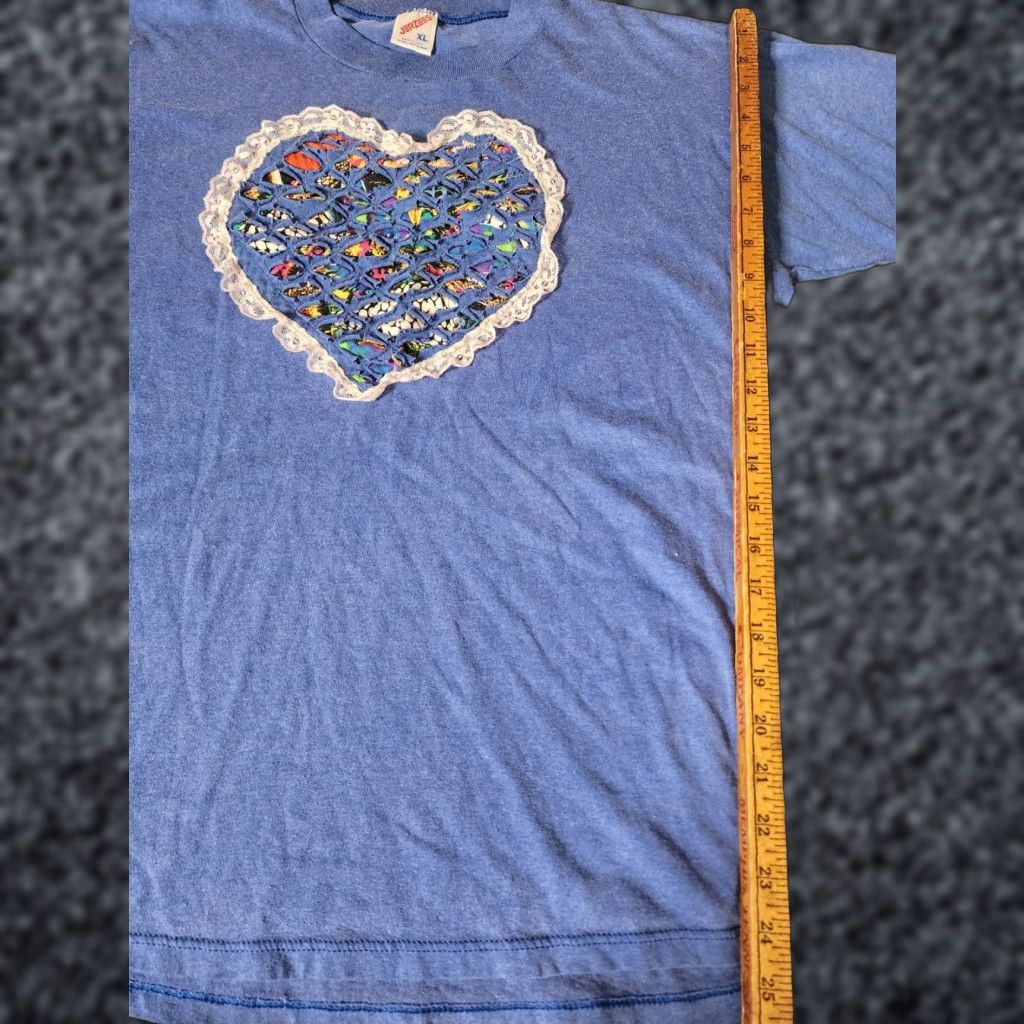 Jerzees VINTAGE Jerzees XL T-Shirt Unisex Adults Blue 50/50 Lace Heart Rabbit Easter 80s 90s USA Size XL / US 12-14 / IT 48-50 - 1 Thumbnail