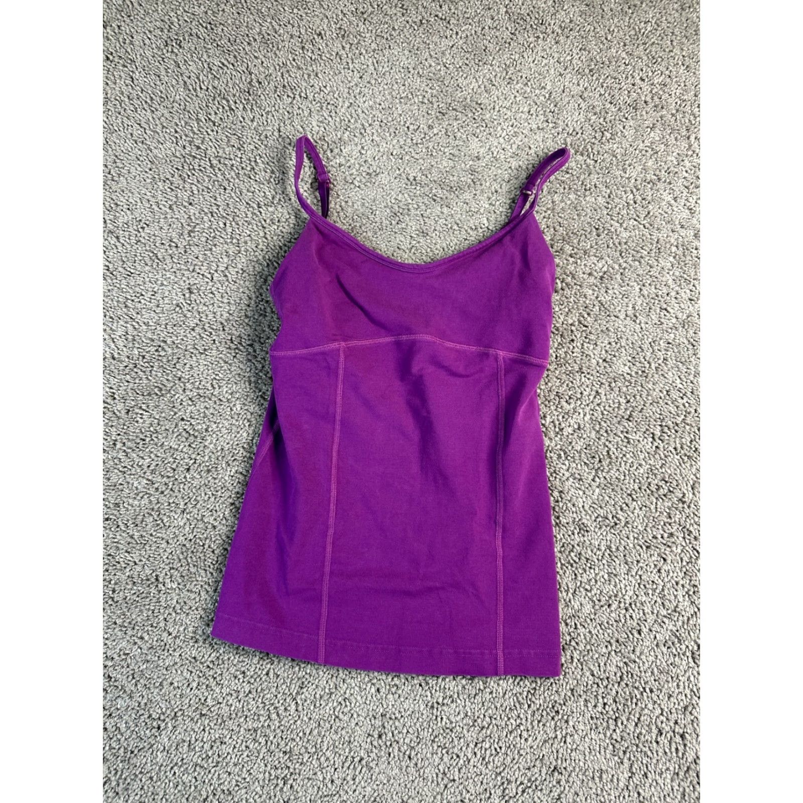 Lululemon Lululemon Tank Womens 6 Fuchsia Purple Spaghetti Strap Athletic Sports Bra Shirt Womens 6 Purple Tank Size ONE SIZE - 2 Thumbnail