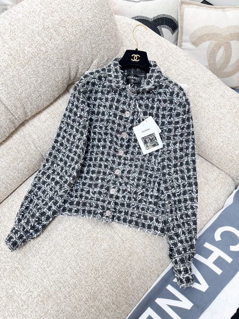 Chanel Chanel 23A Handicraft Workshop Series Black and White Colo Size XS / US 0-2 / IT 36-38 - 1 Thumbnail